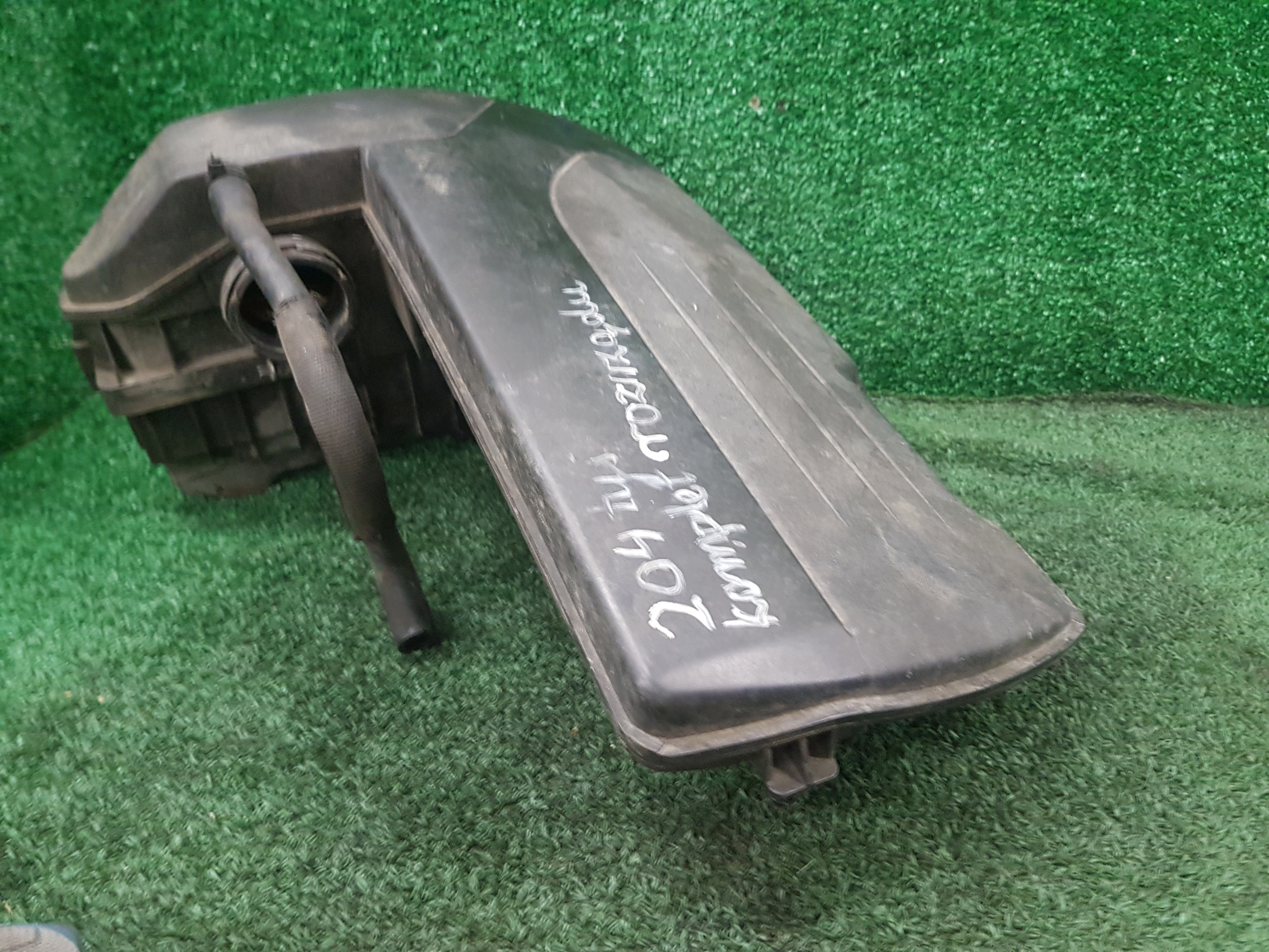 Gehäuse filter luft RENAULT MODUS 8200517765 H8200341099