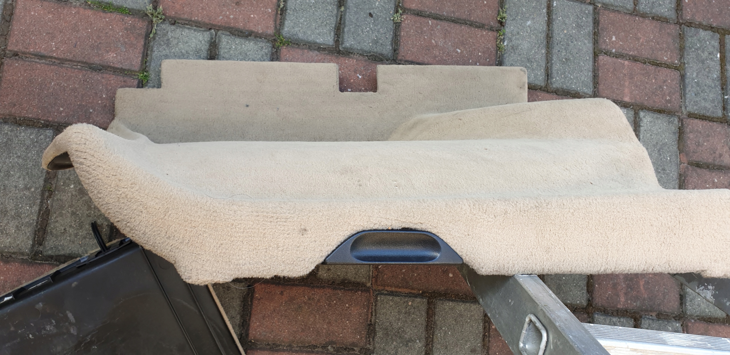 boot upholstery right MERCEDES E W210 KOMBI OE creamy