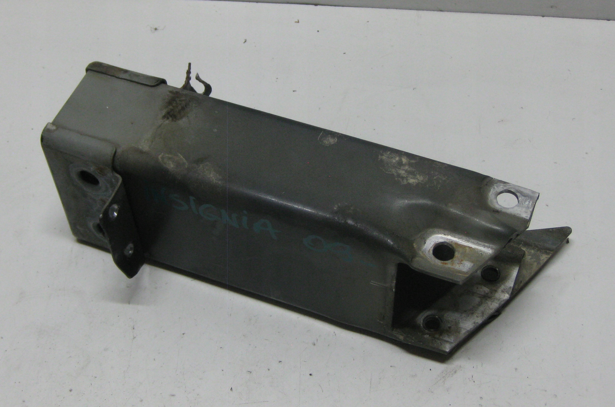OPEL INSIGNIA A STEFA ZGNIOTU left front 13235554