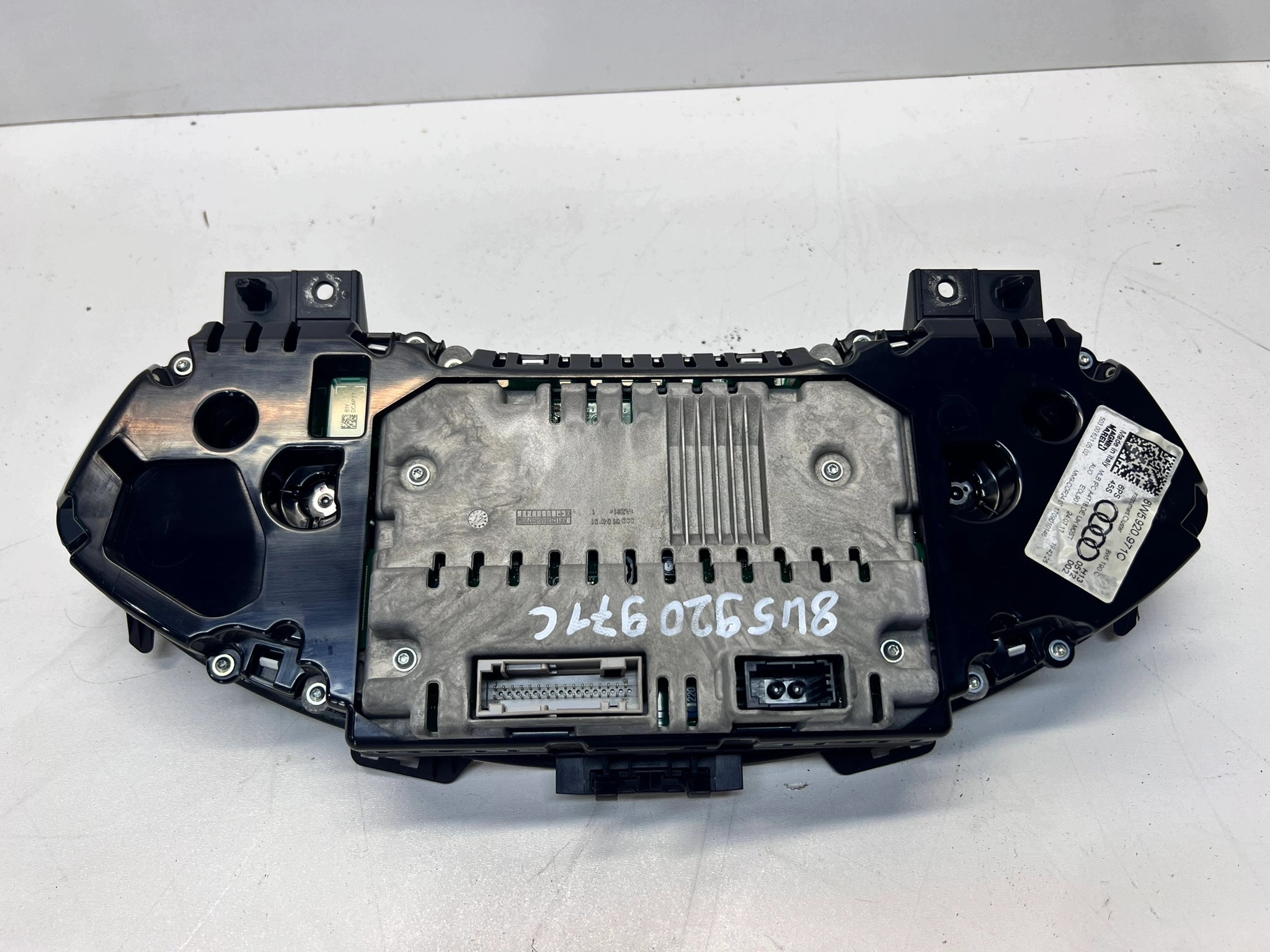dials dials AUDI A4 B9 2.0 TDI 8W5920971C UK !