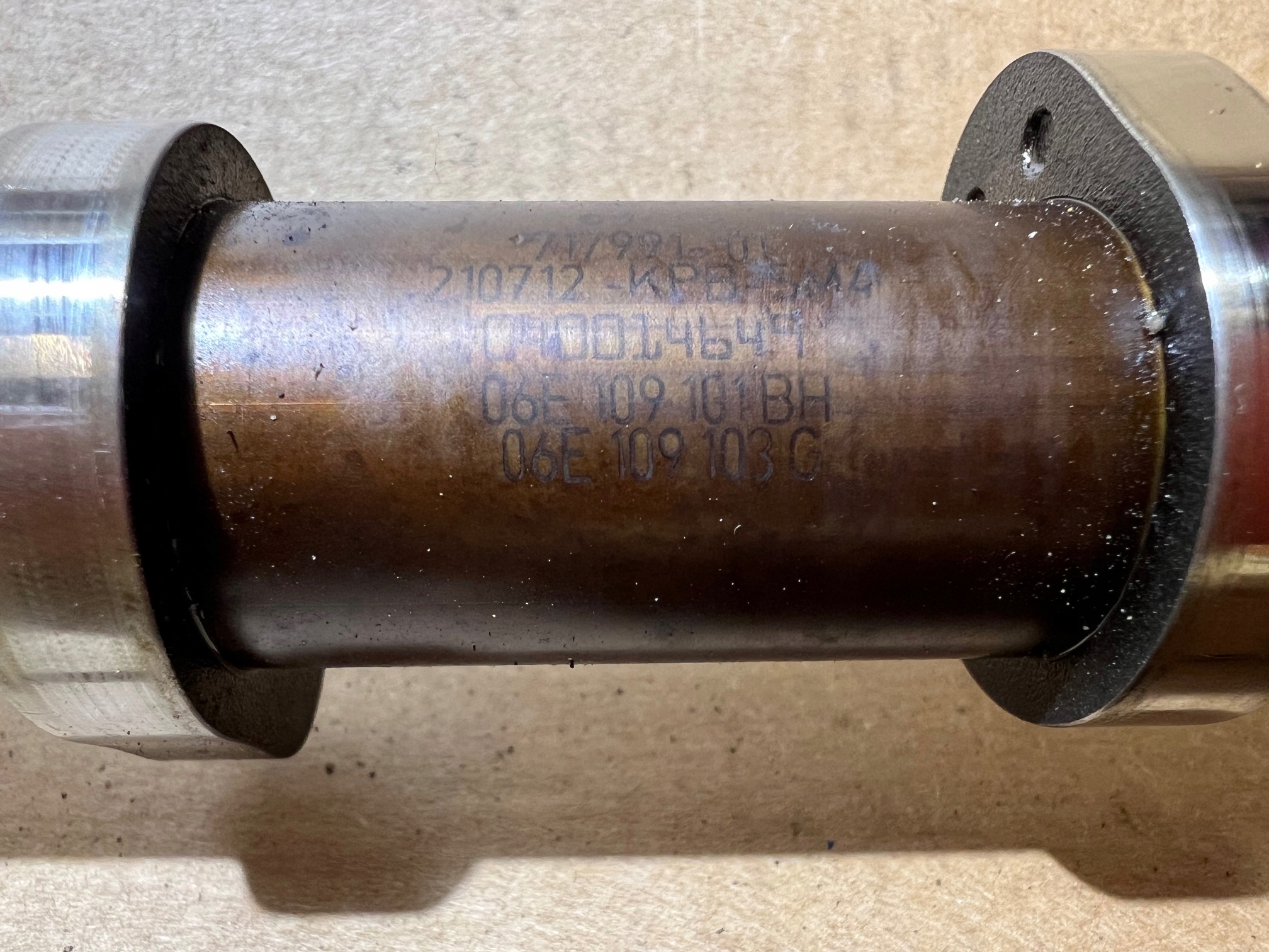 AUDI A8 D4 3.0 TFSI CTU Arbre à cames 06E109101BH 06E109103G