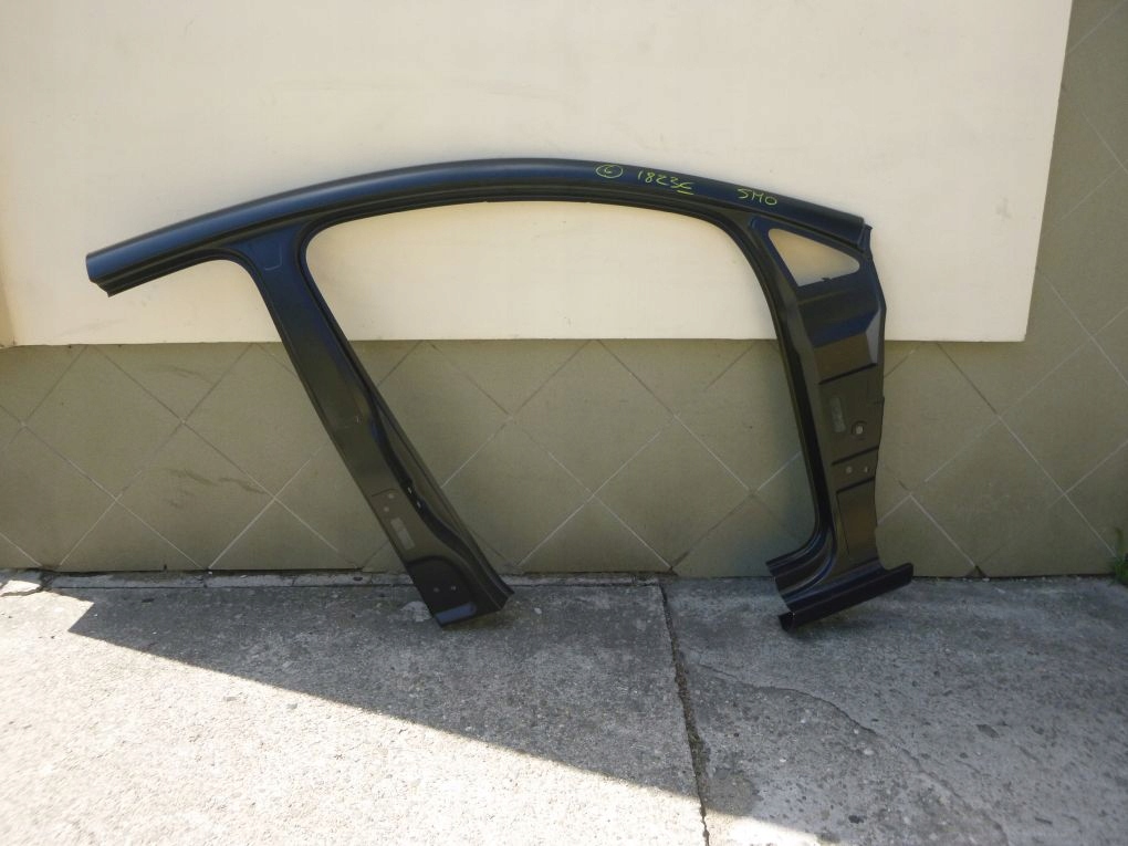 VW GOLF 5 V VI 6 plus 5M pillar right