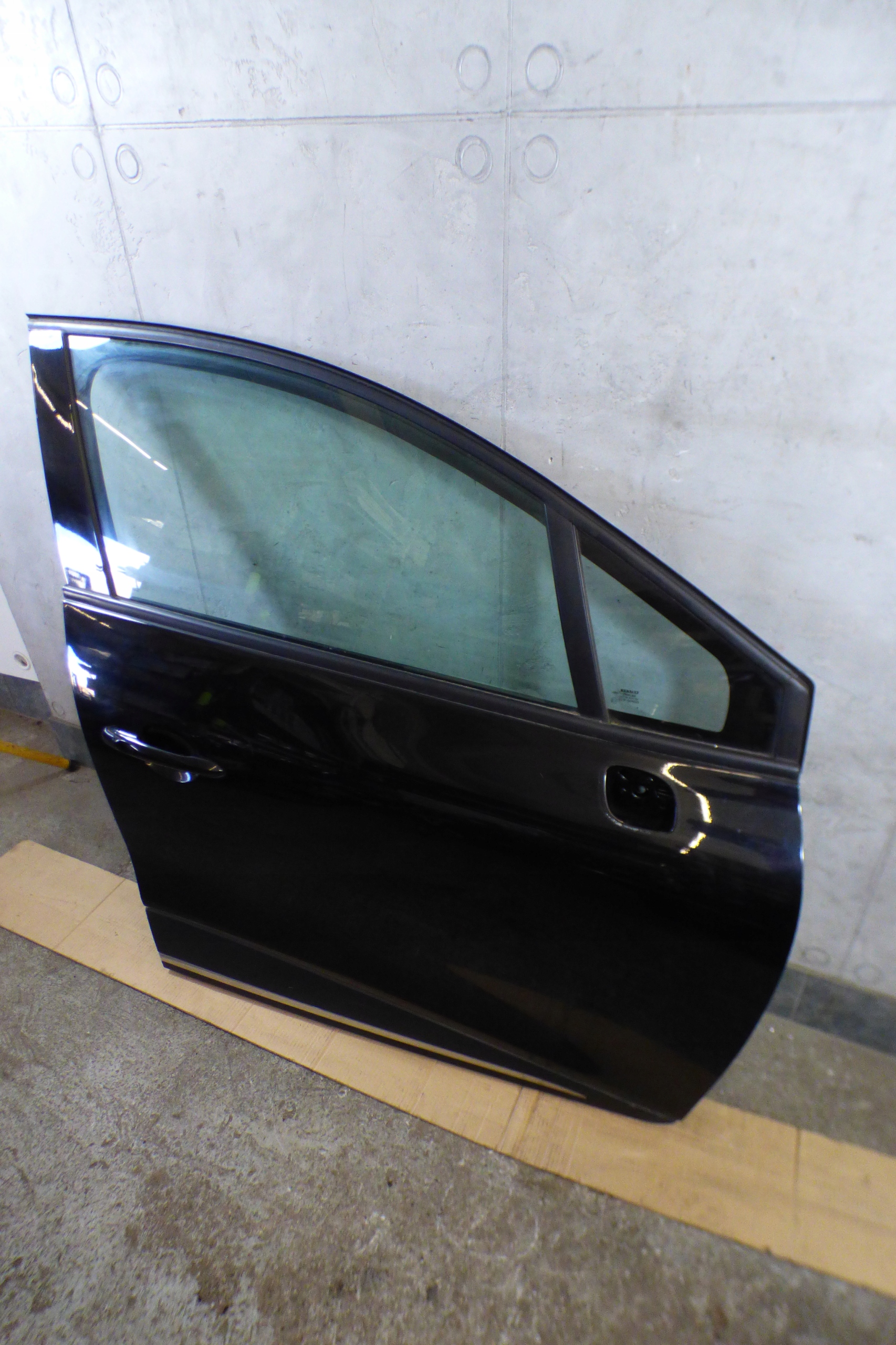 door right front st.BDB original LAKIER TEGNE RENAULT CLIO IV