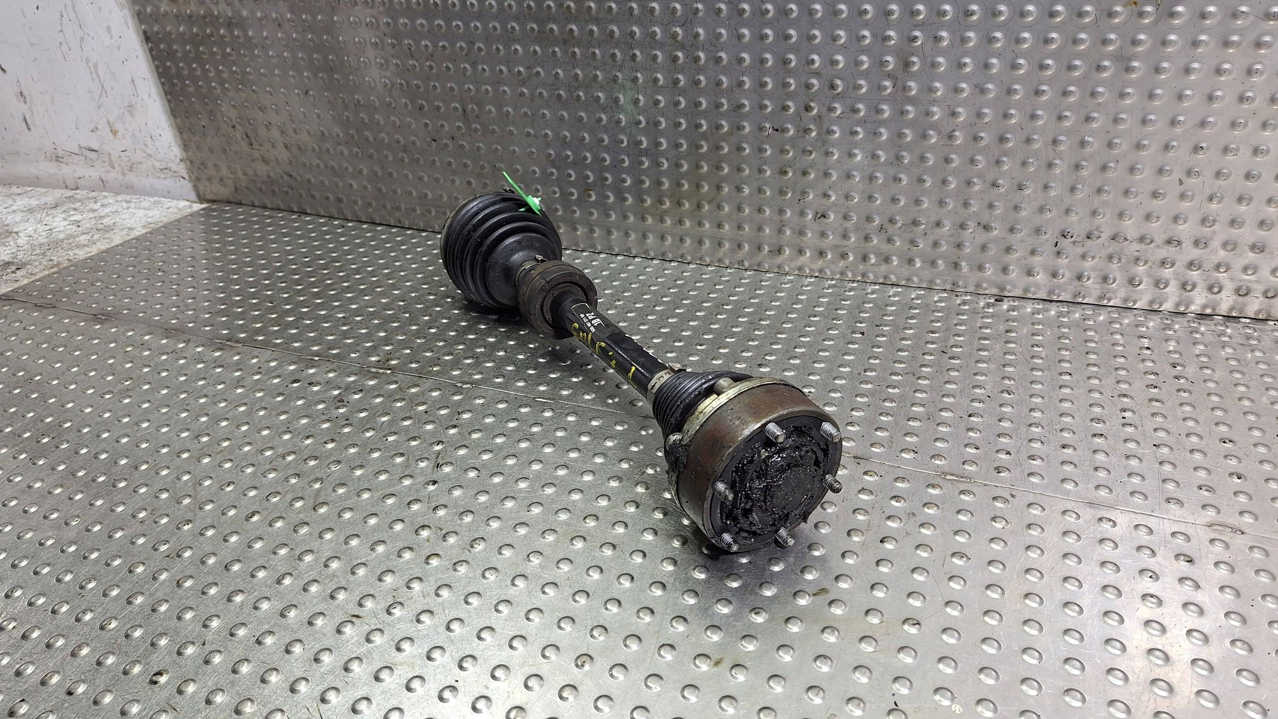 semi-axis left front short. 5Q0407271BP LEON III 5F VW GOLF VII 1.6 TDI CLH