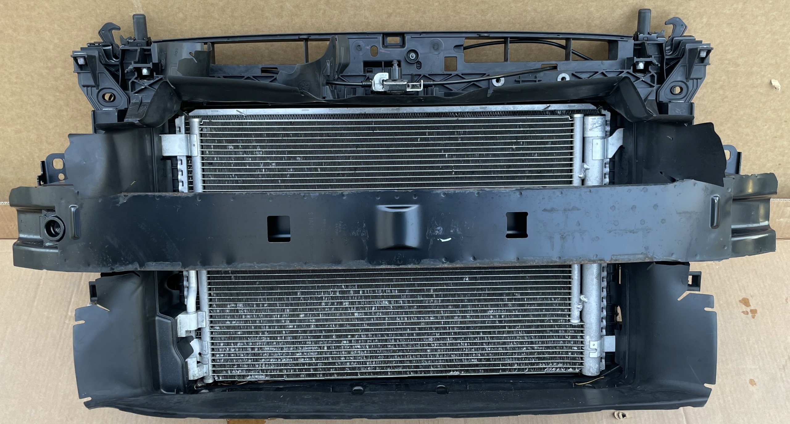 support panel for radiators radiator sider SKODA SUPERB III LIFT 2.0 TDI IDEAL
