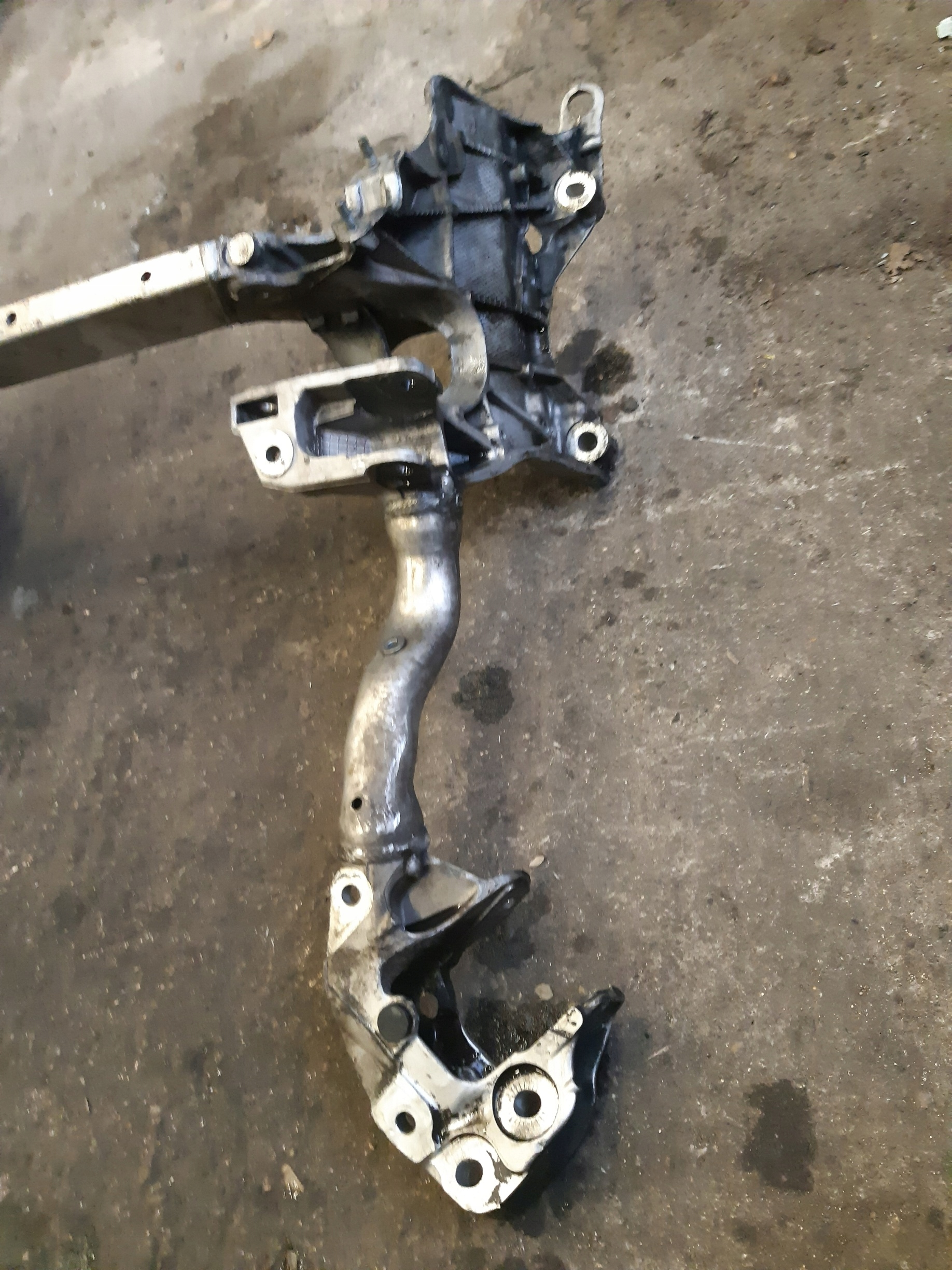 AUDI Q5 8R subframe axle beam axle beam front 8R0399315G