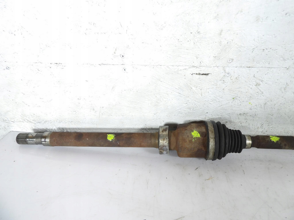 RENAULT CAPTUR 0.9TCE semi-axis right front 391005624R