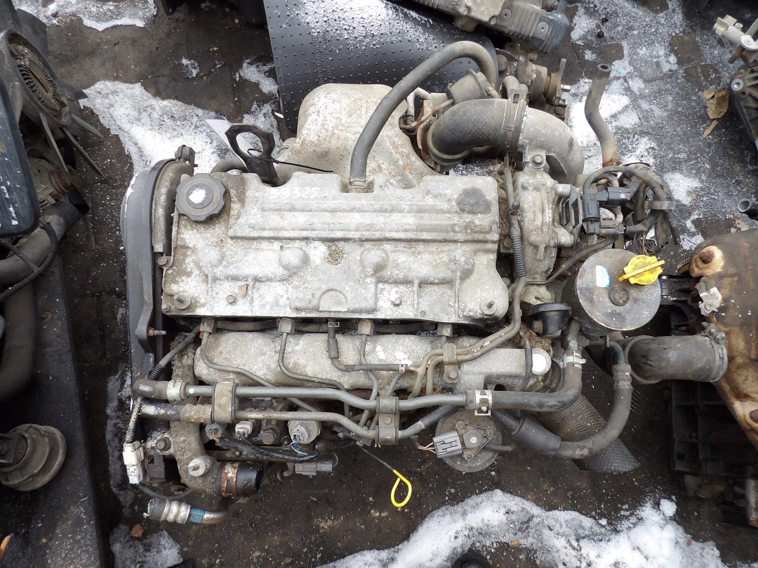 Mazda Premacy and engine complete 2,0 66KW 90KM RF2A