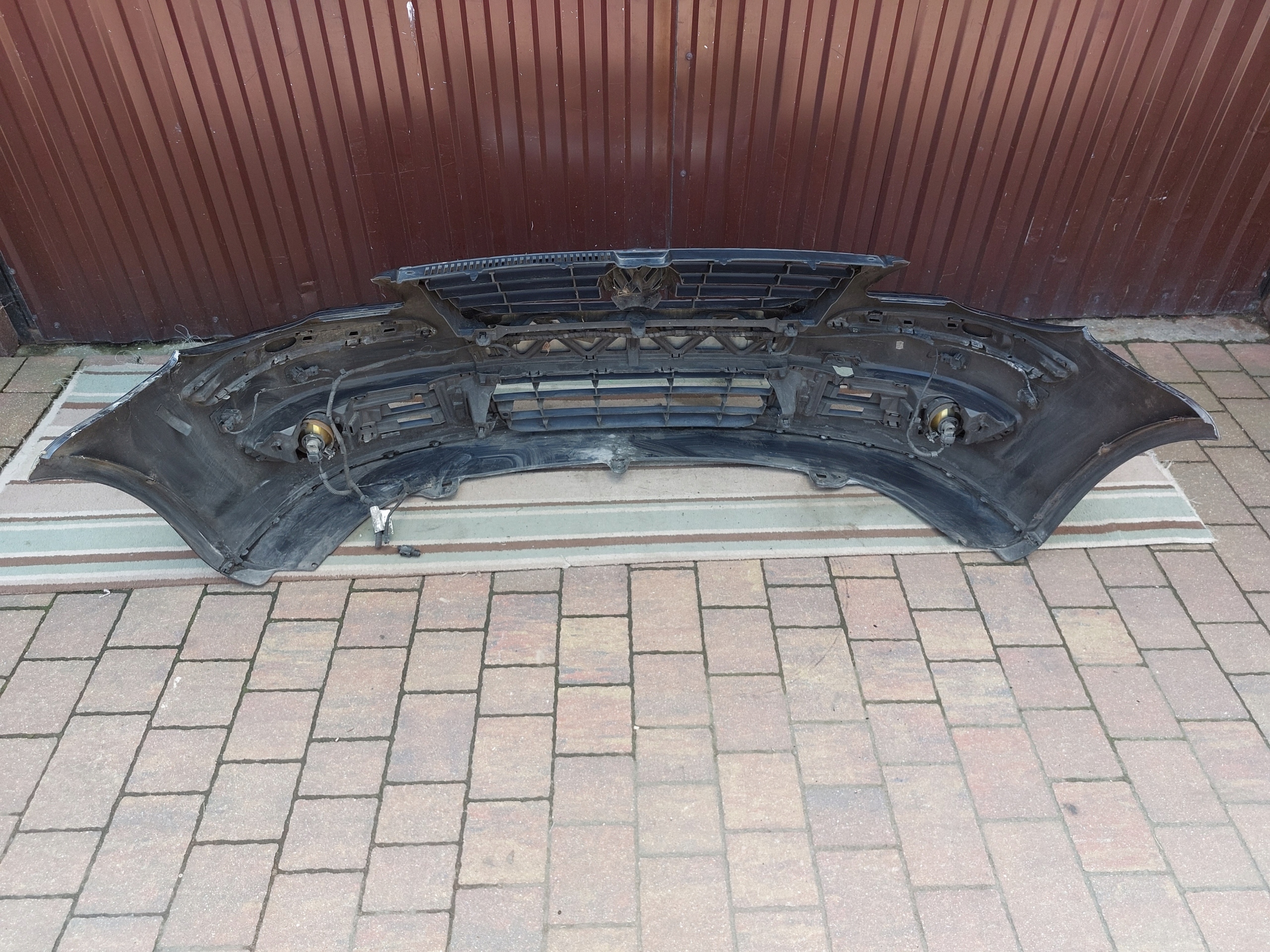 bumper front VW TOURAN and 1T0 FL LIFT 2007-2010 black 6xPDC