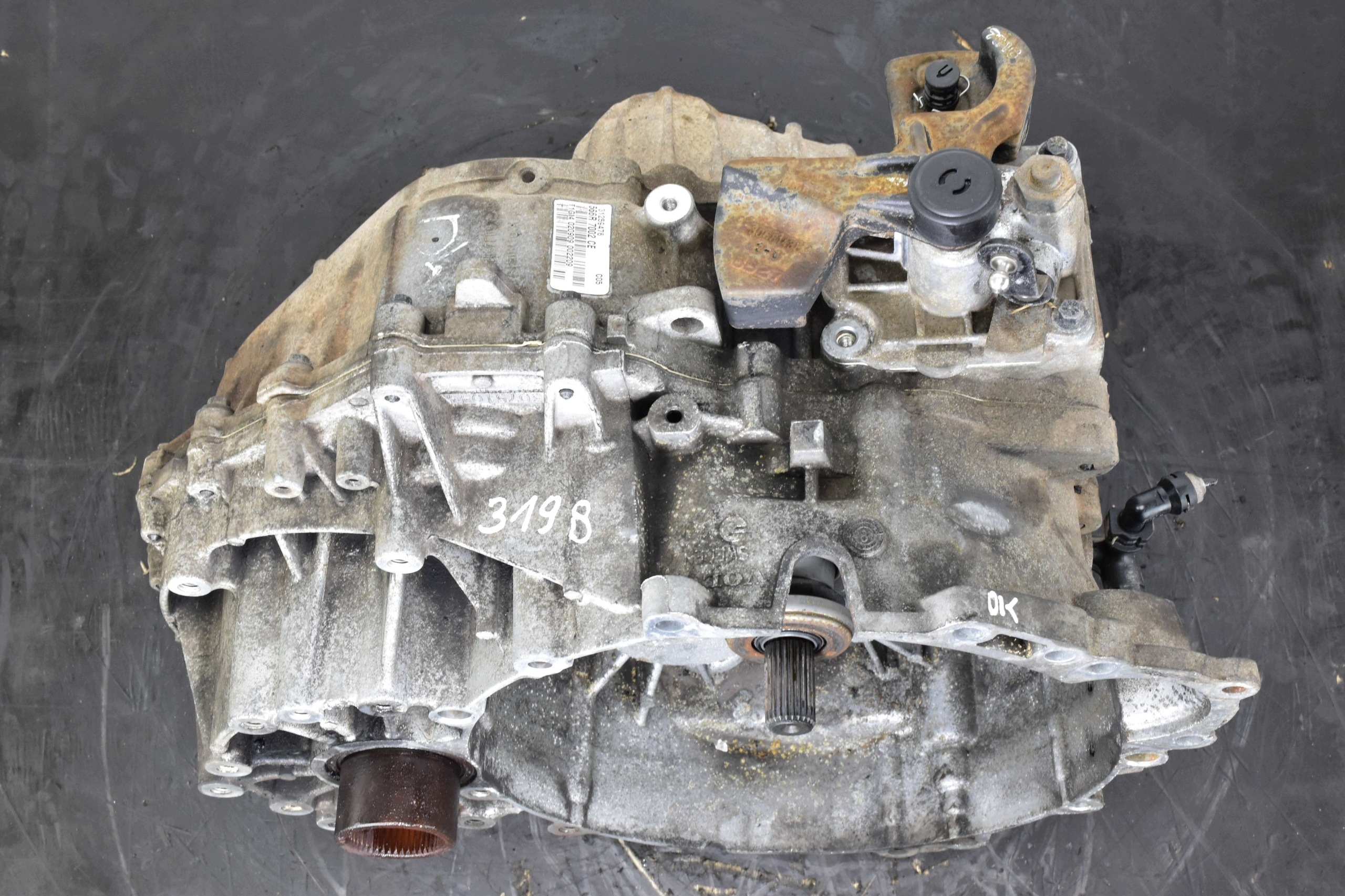 gearbox, manual VOLVO XC90 2.4 d 185KM 566R7002CE 05-10r 4x4