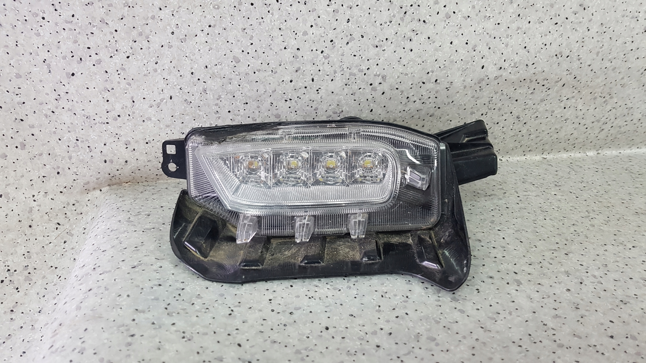 TOYOTA PRIUS + PLUS LIFT 2015 - LINKS LED DRL NEBELSCHEINWERFER D 9379