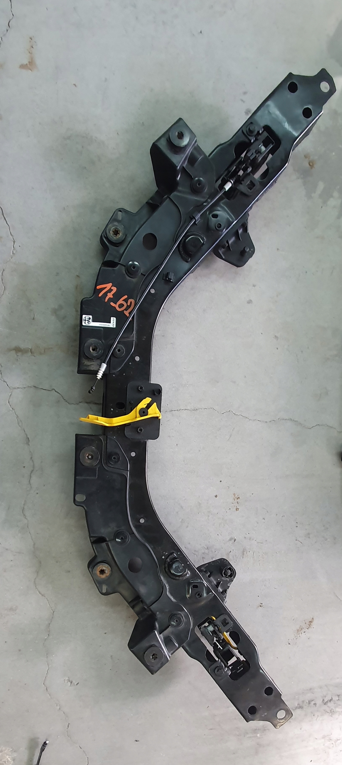 PAS-PRZÓD WZMOCNIENIE CHŁODNICE Alfa Romeo QV QUADRIFOGLIO 2.9 2022 Typ samochodu 4x4/SUV Samochody osobowe