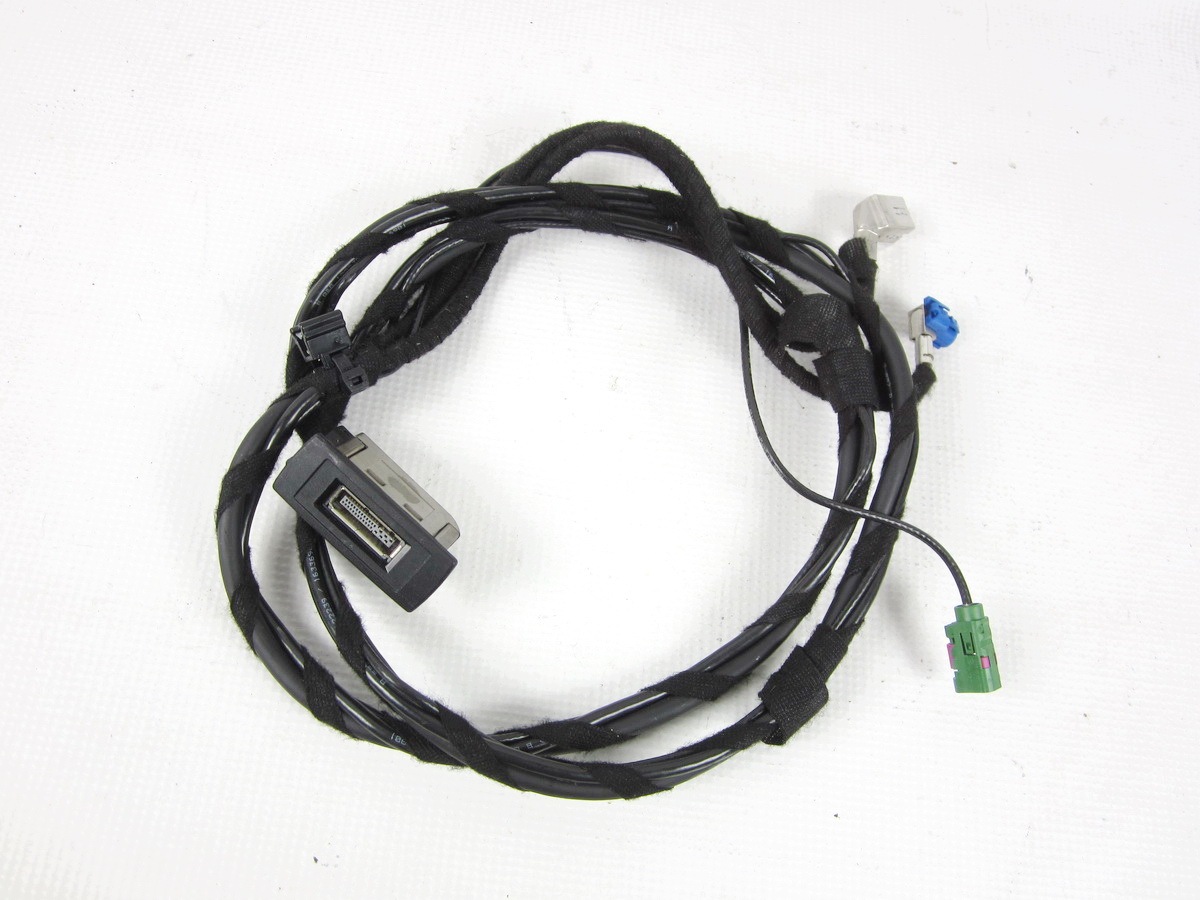 connettore cablaggio interface video Mercedes W212 Lift