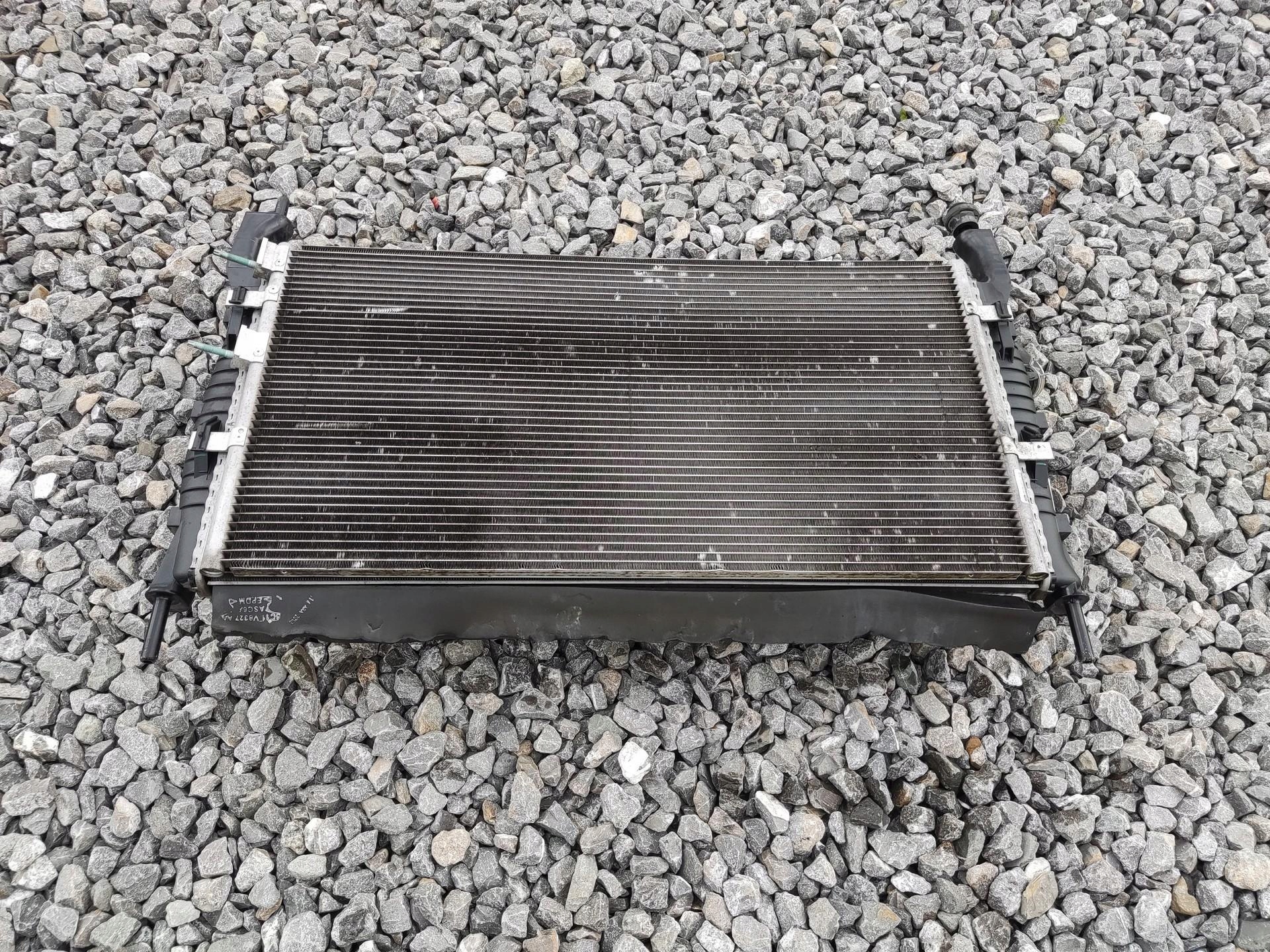 KOMPLET chladiče chladiče ventilátor FORD TRANSIT MK7 2.2 TDCI 2007-2013