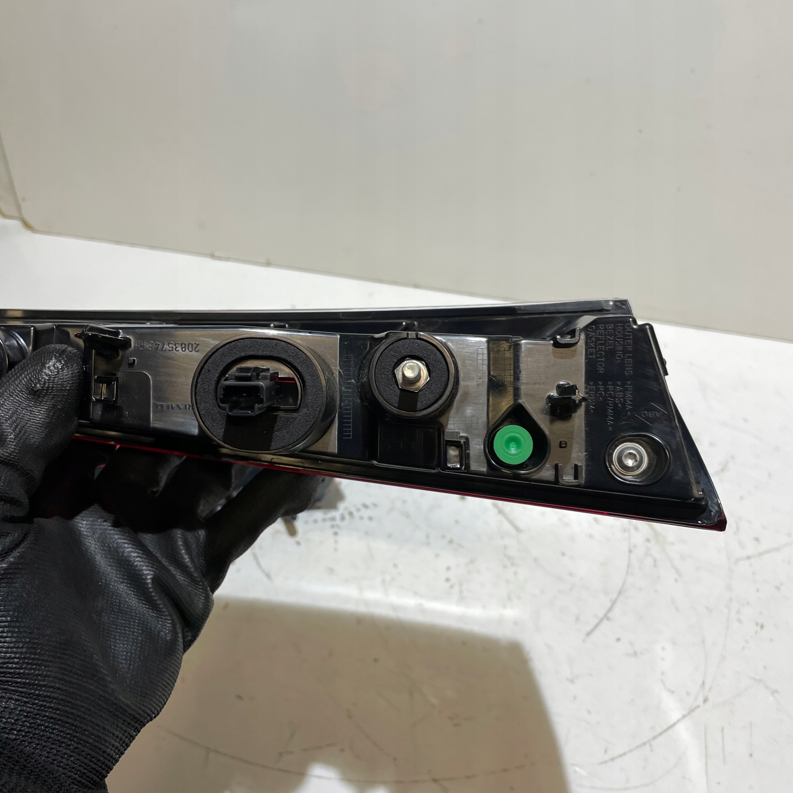RENAULT CAPTUR II RIGHT LIGHT TO THE BONNET 265501234R