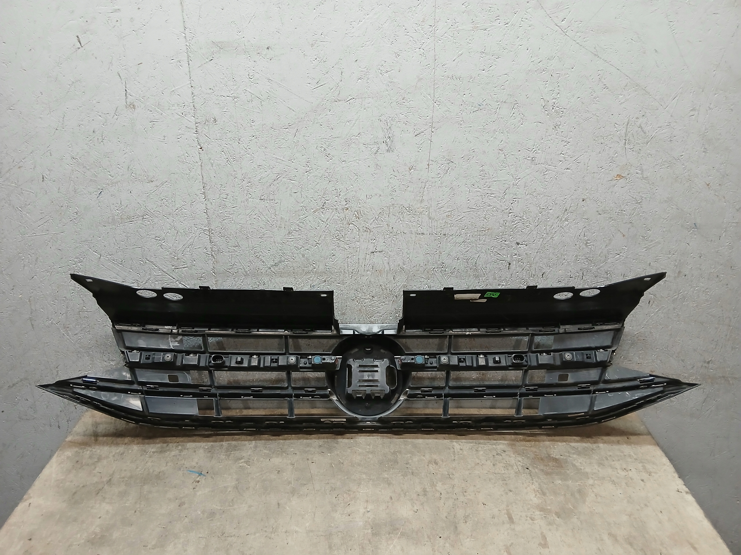 Grille VW TIGUAN II 2 5NN LED 5NN853653H