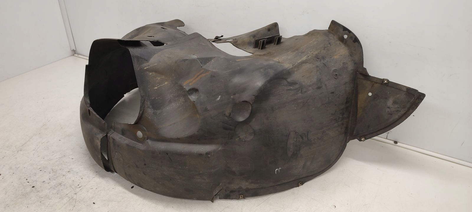 mudguard front front right Renault Scenic and RX4 LIFT
