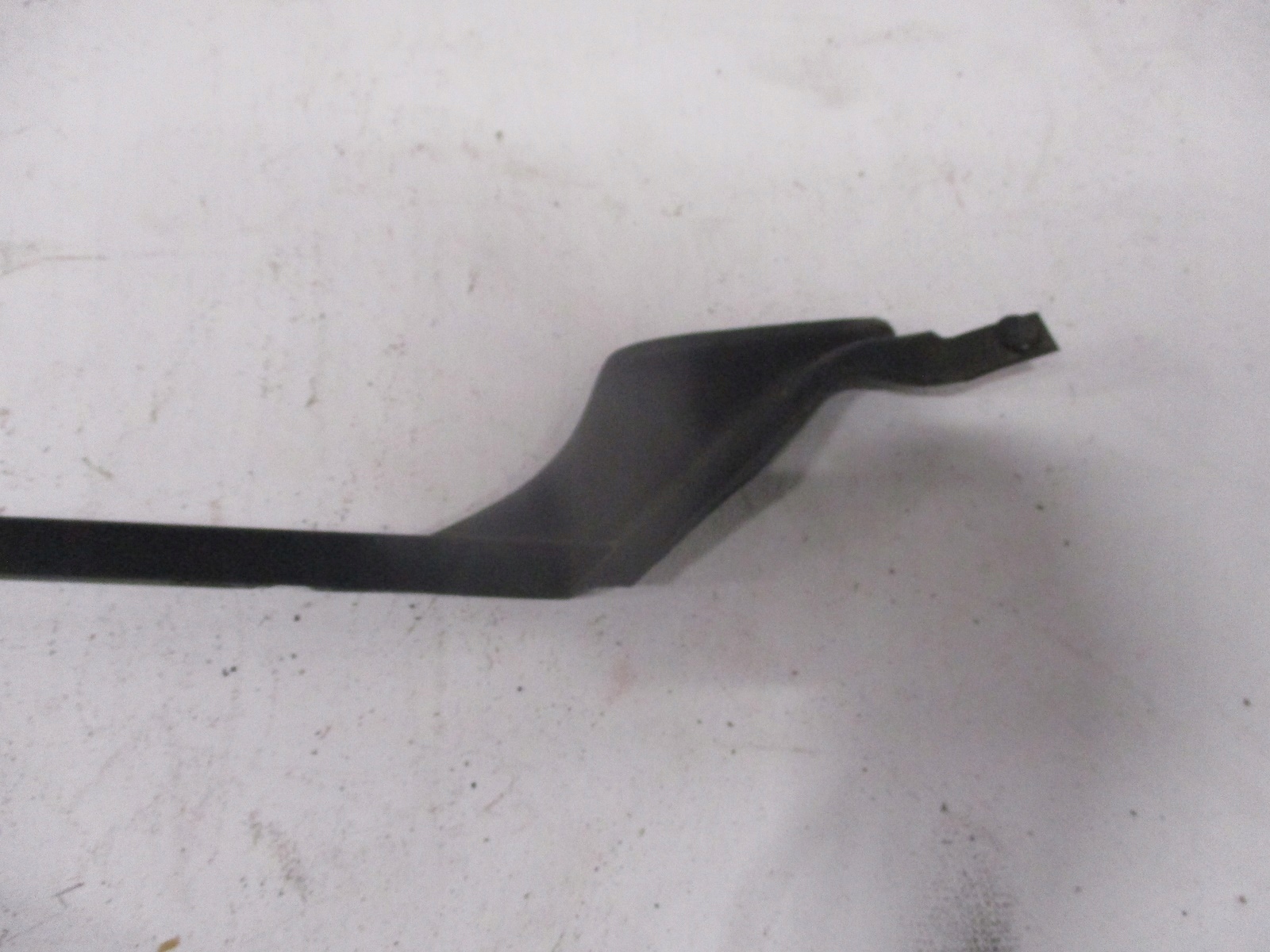 moulding windows czolowej Jaguar E Pace J9C3-025A52-A right