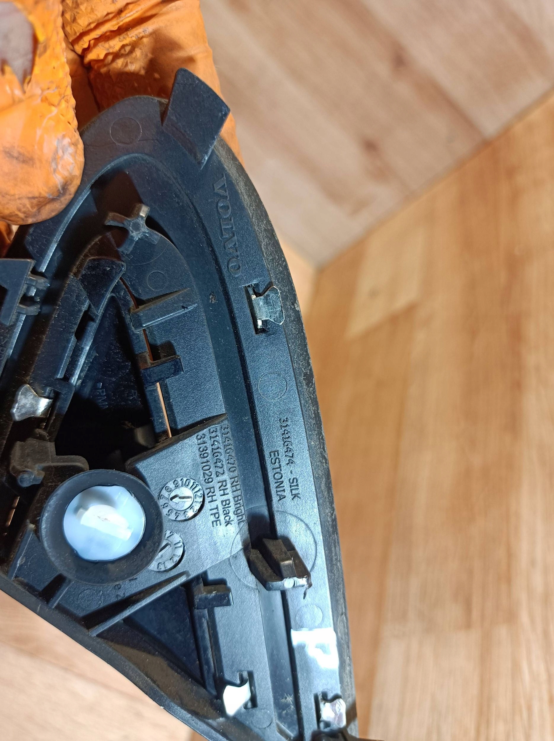 Copri trojkat parafango Destro Volvo V40 2014 31416474
