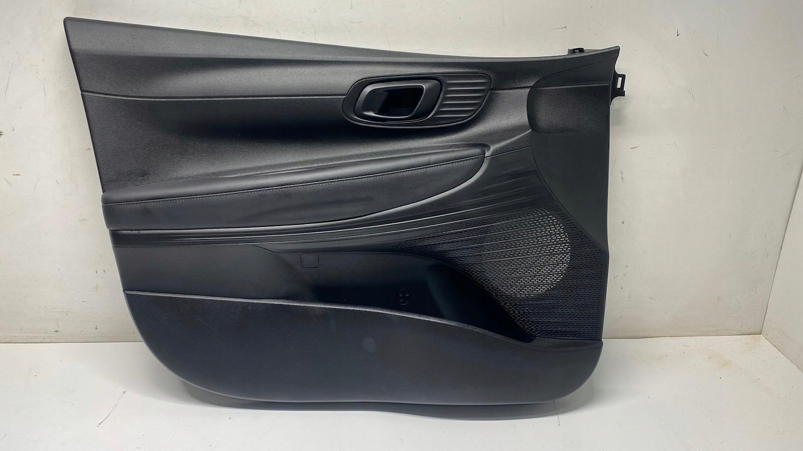 HYUNDAI BAYON upholstery door side left front front 21-24