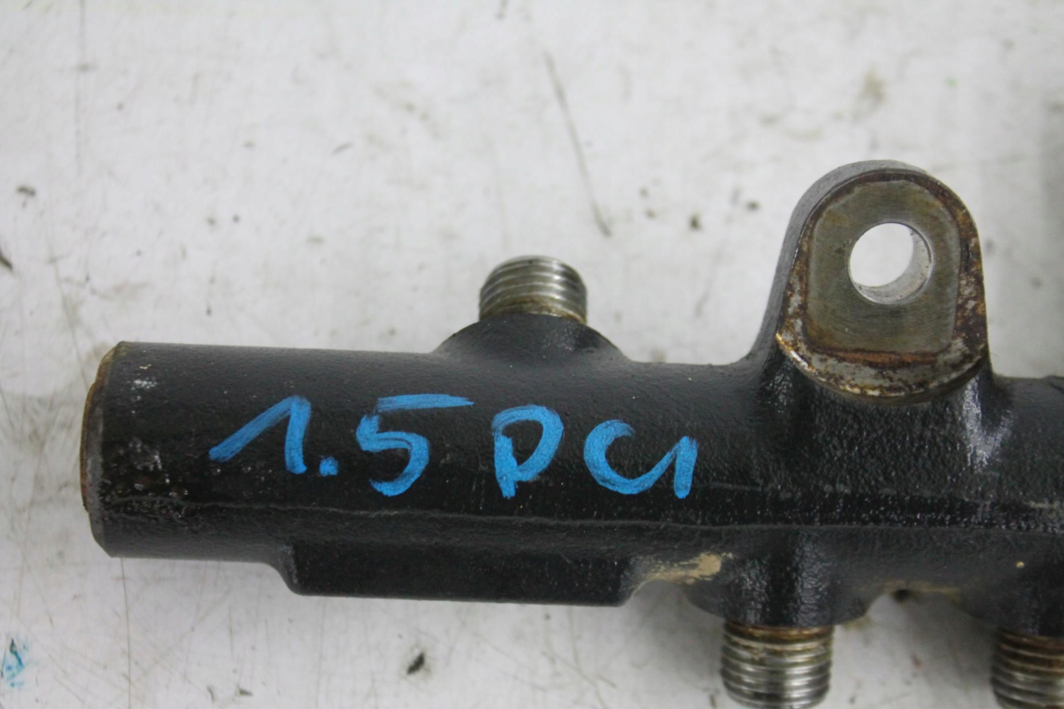 RAMPE INJECTION H8201157327 QASHQAI 1.5 DCI 06