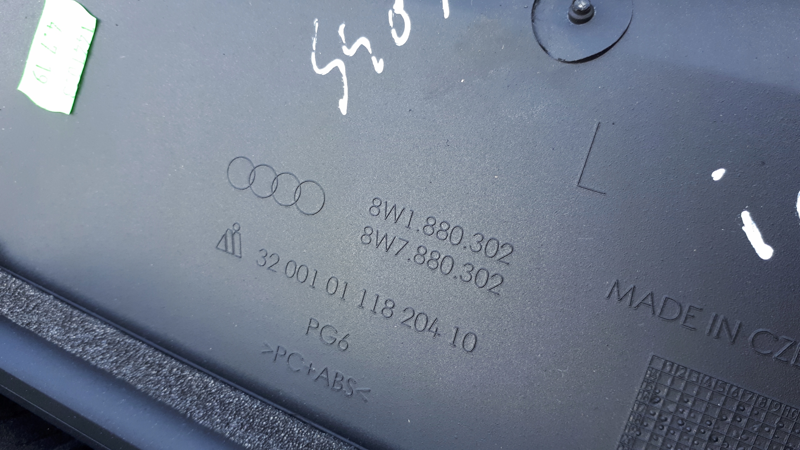 S4 B9 A4 8W бардачок пассажира 8W1880302 америка