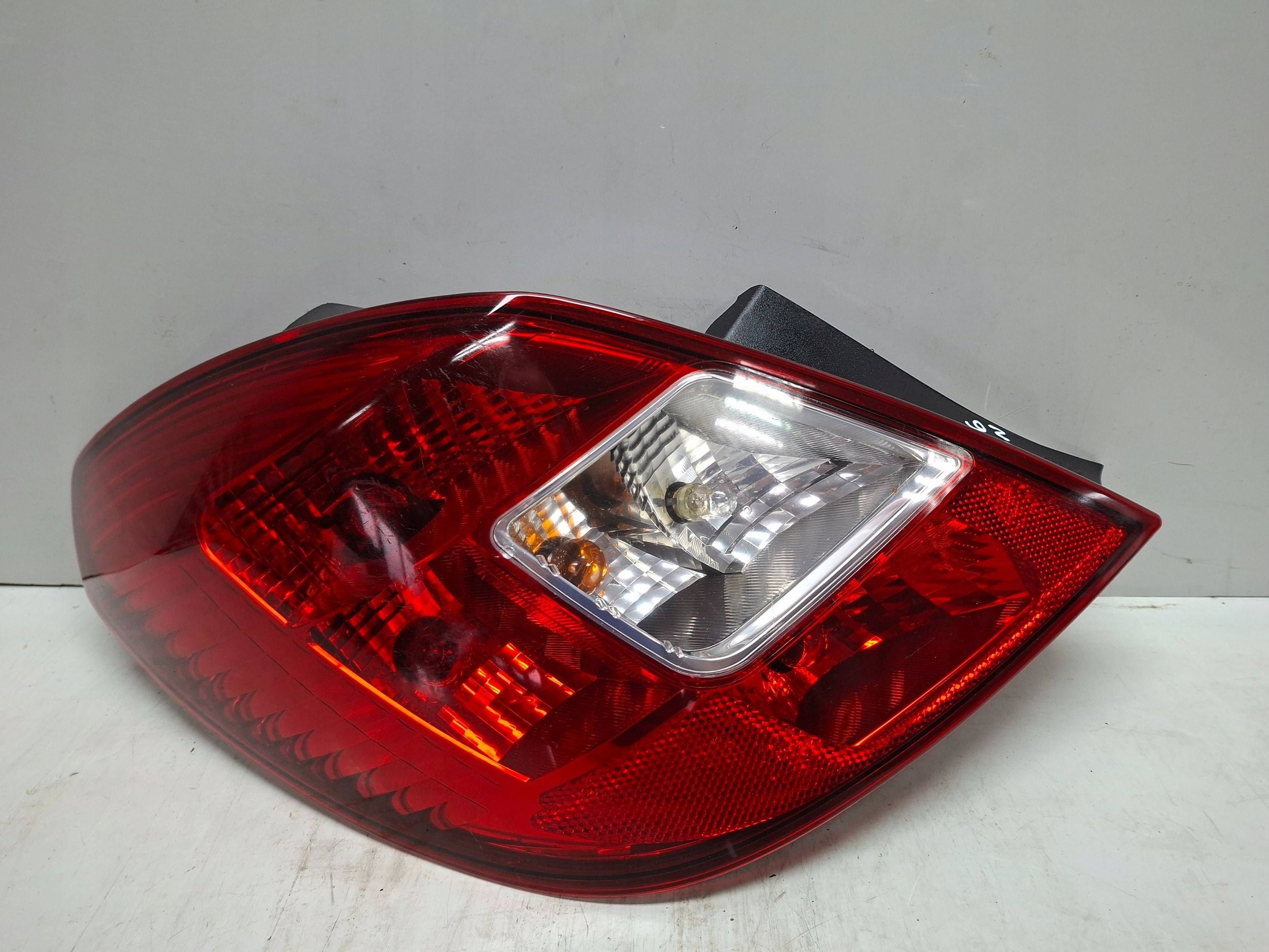 light rear left 13269050 OPEL CORSA D 5D 2006