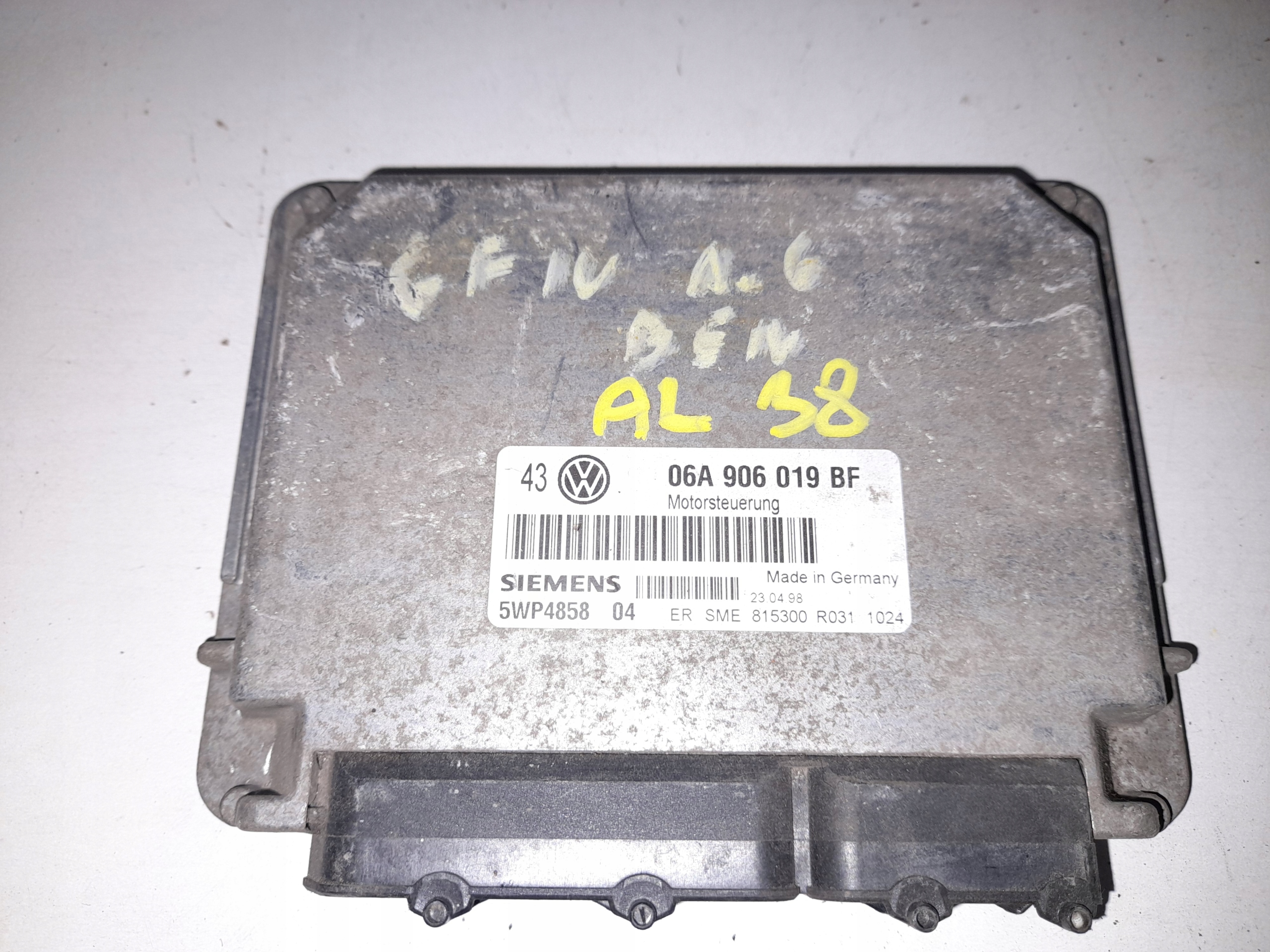 computer Motore VOLKSWAGEN GOLF IV 06A906019BF