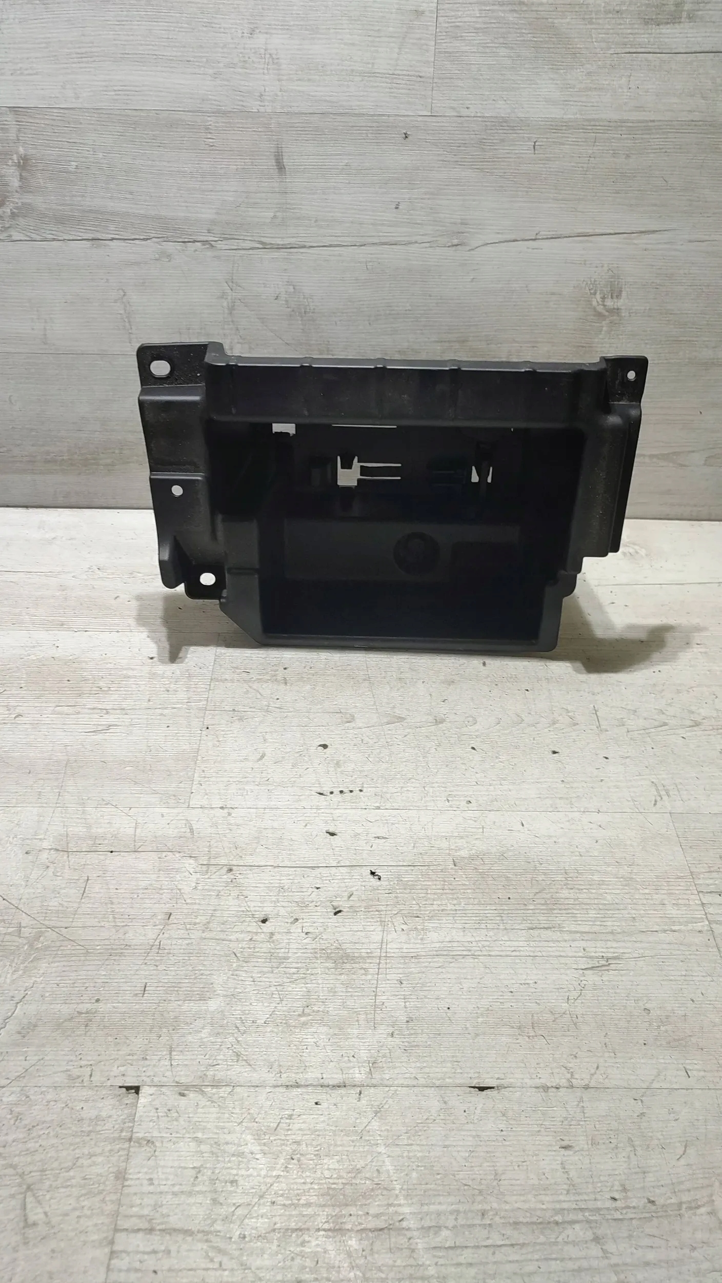 BMW X3 F25 15r 2.0d passenger compartment boot