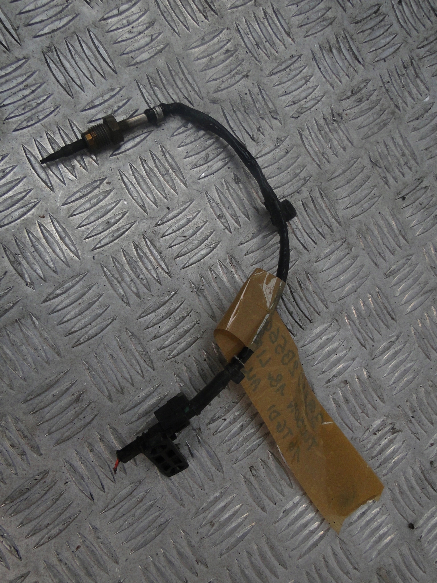 392602B560 - Tucson III 1.6 GDI 2019 датчик температури вихлопних газів