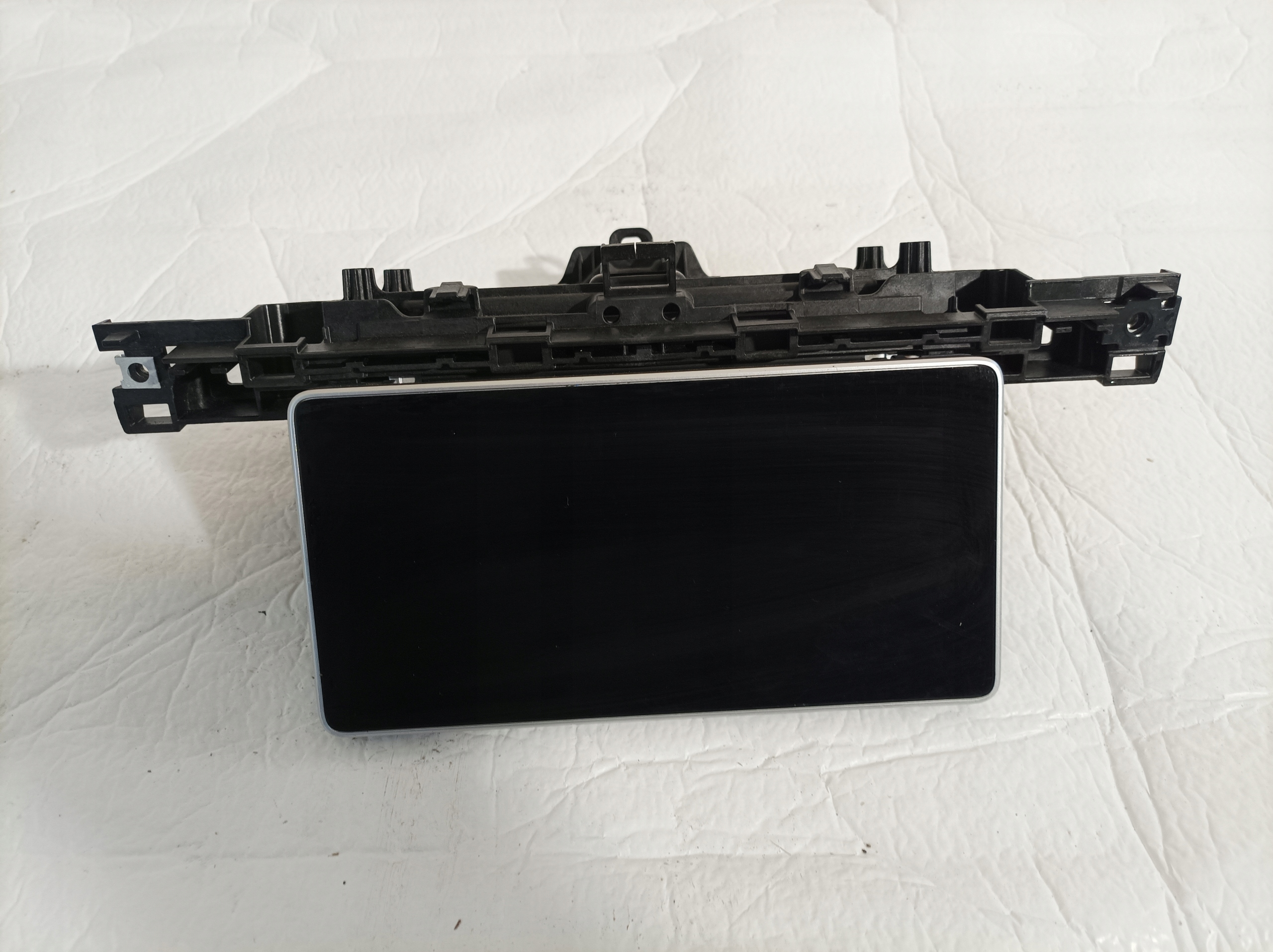 AUDI A4 B9 Écran MMI Navigation 8W0919605