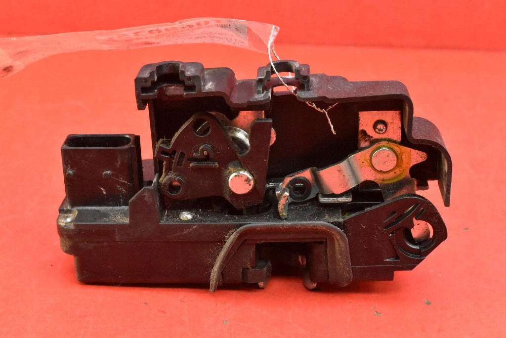 lock door left front front EU A046818 CHEVROLET CAPTIVA 1 and 06-11