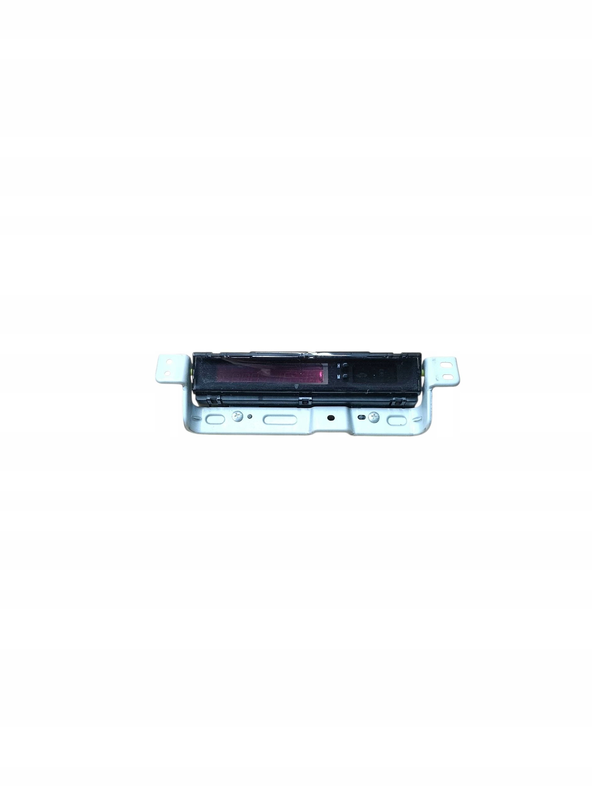 часы перед TOYOTA SEQUOIA (XK60) 832900C100