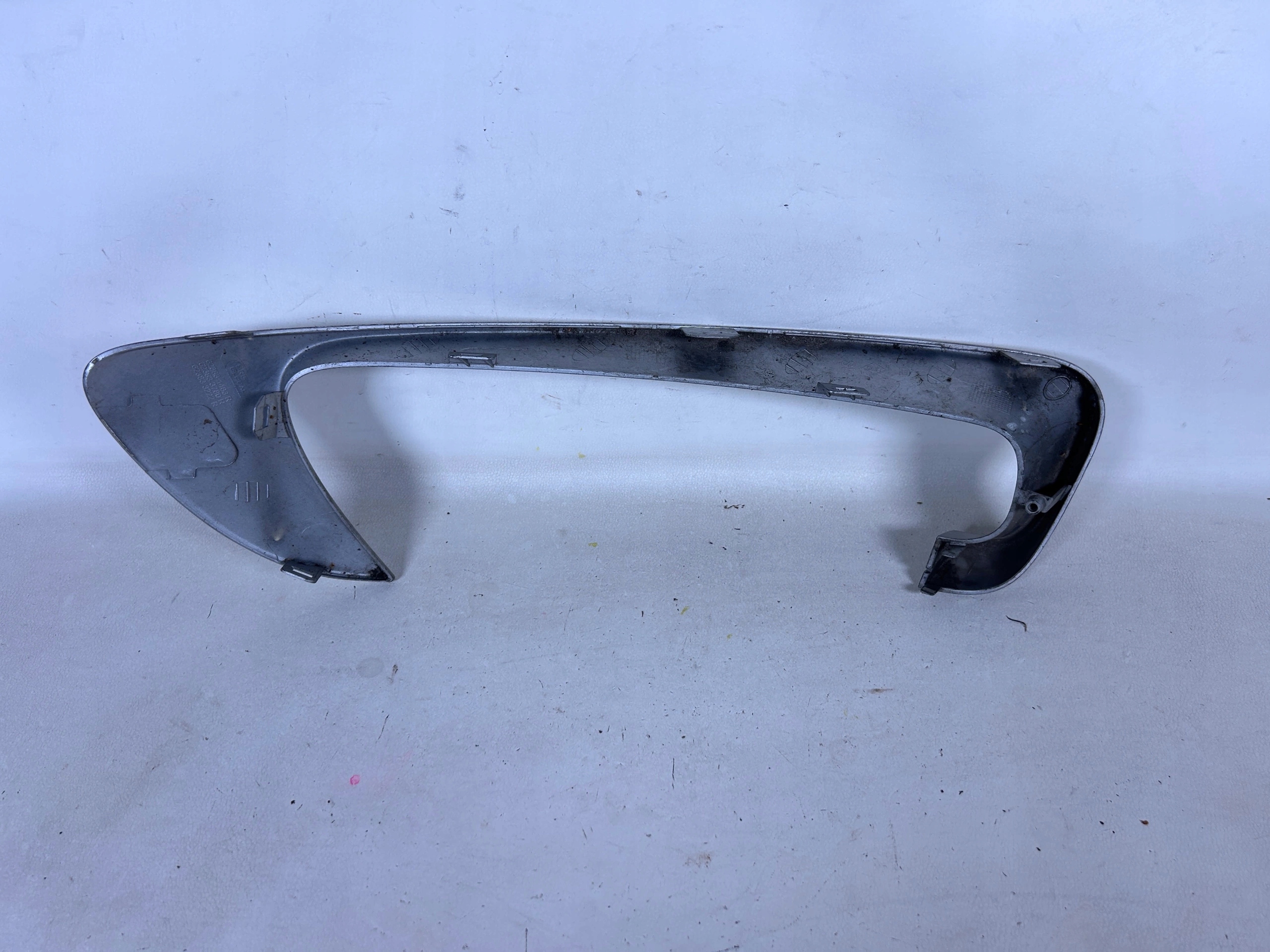 Renault Scenic III lišta nárazníku předek 623831463R