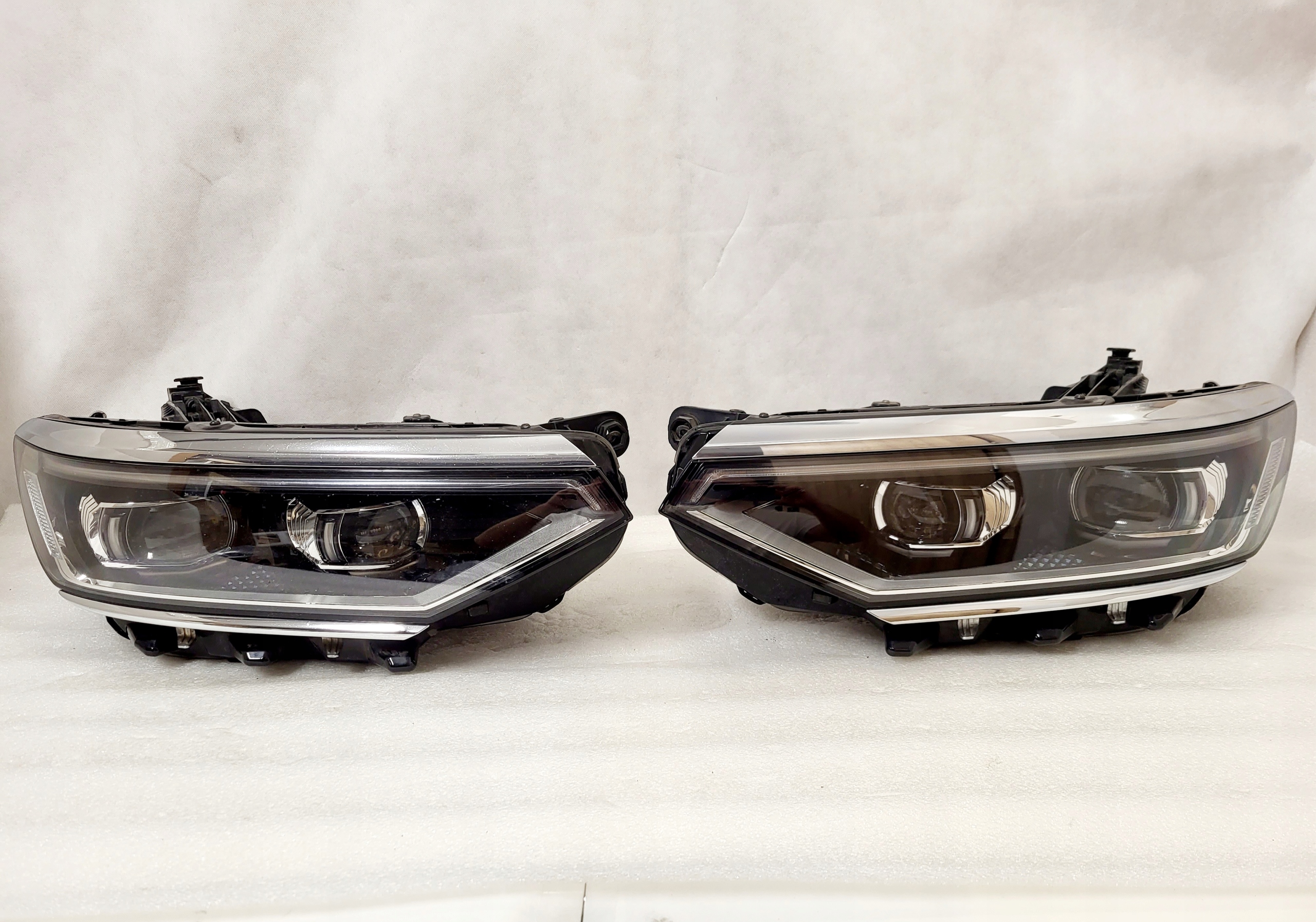Frontscheinwerfer VW Passat B8 3G1941081P Matrix LED Links Headlight - Thumbnail 1