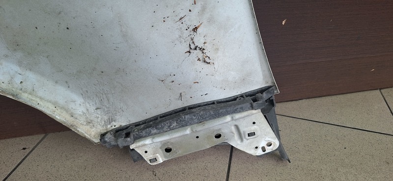 fender front front left OPEL MERIVA B KOD LAK Z40R