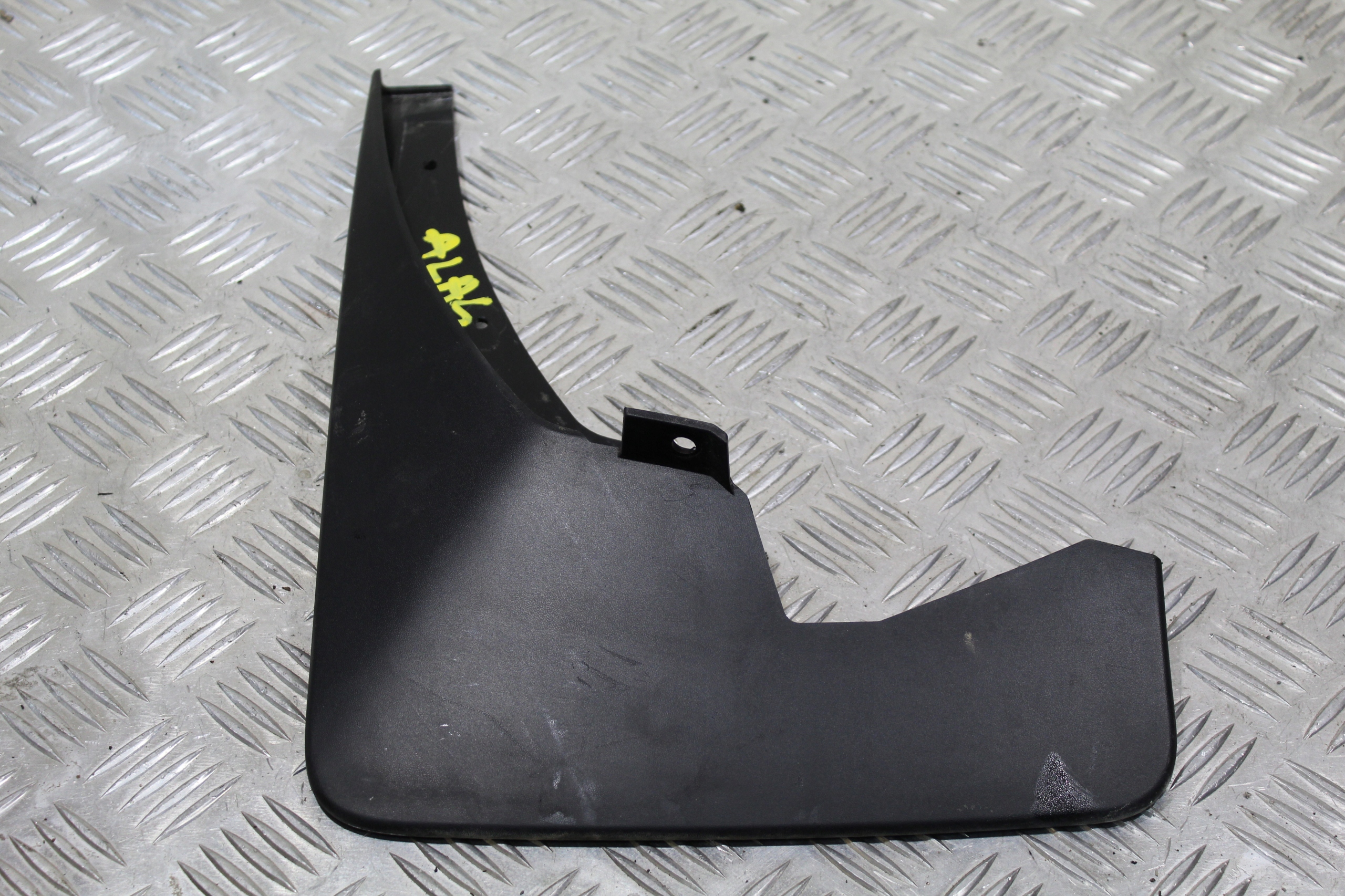 protection anti-projections gauche ALASKAN 63651-4KJ1A