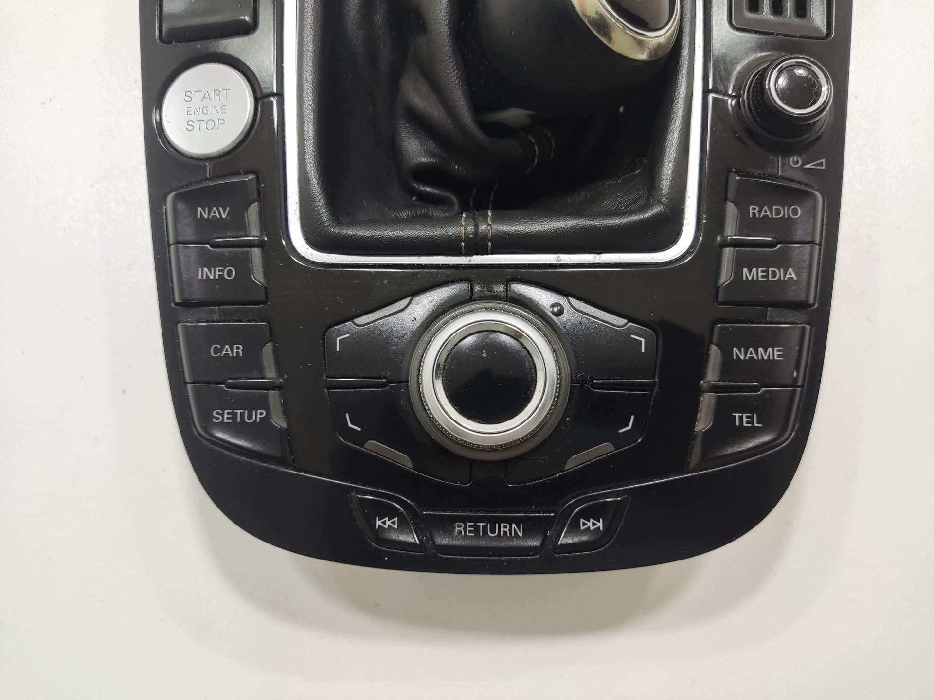 control panel MMI TUNELU SRODKOWEGO AUDI A4 B8 2007-2011 8T0919609C