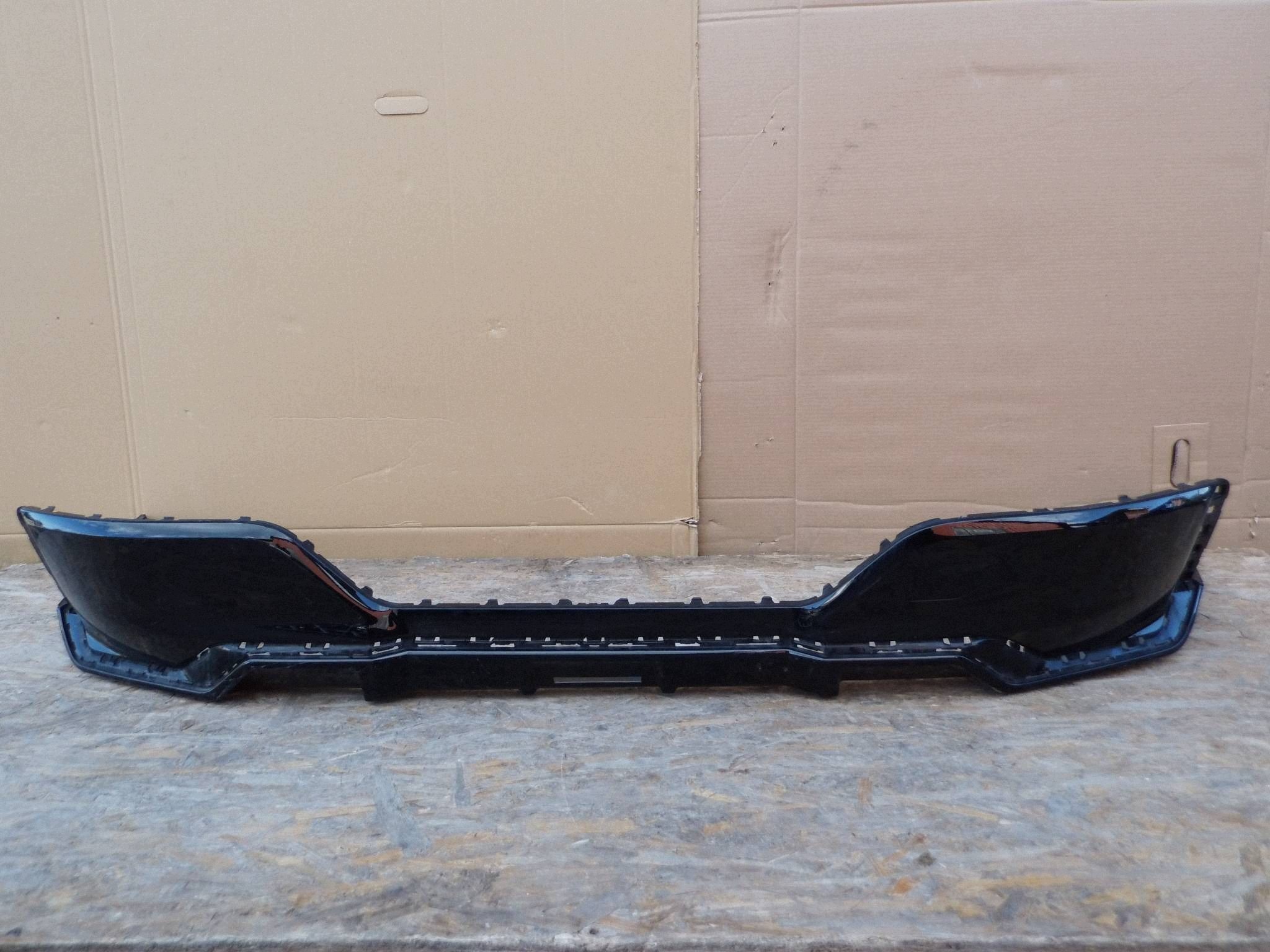 BMW 7 G70 diffuser accessories spoiler bumper rear part rear 8081541