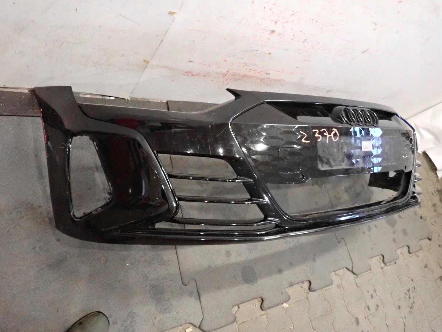 bumper front front AUDI GT RS E-TRON 2021- 4J3807529