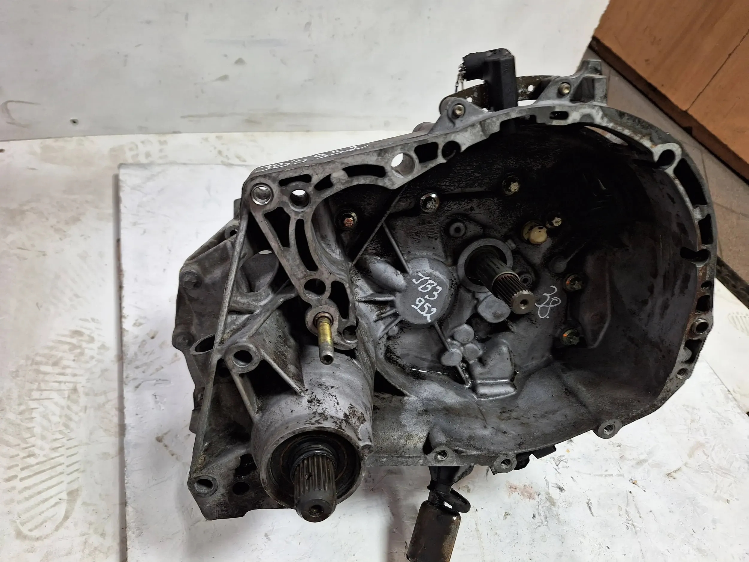 CAMBIO JB3952 Renault Megane Scenic e 1.9 D 96