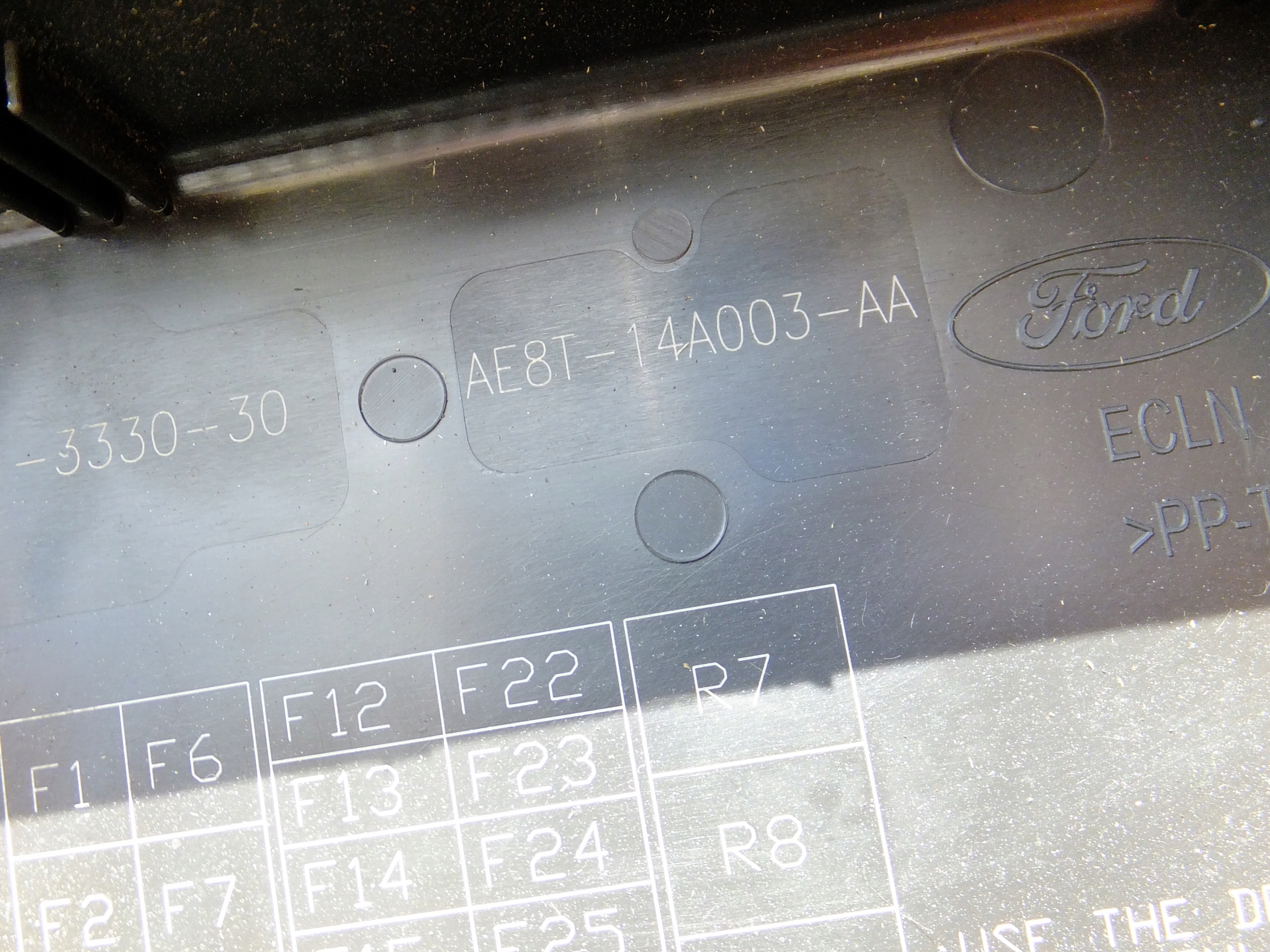 Module fusibles ford b-max 1,0 2013r AV1T-14K012-GMD