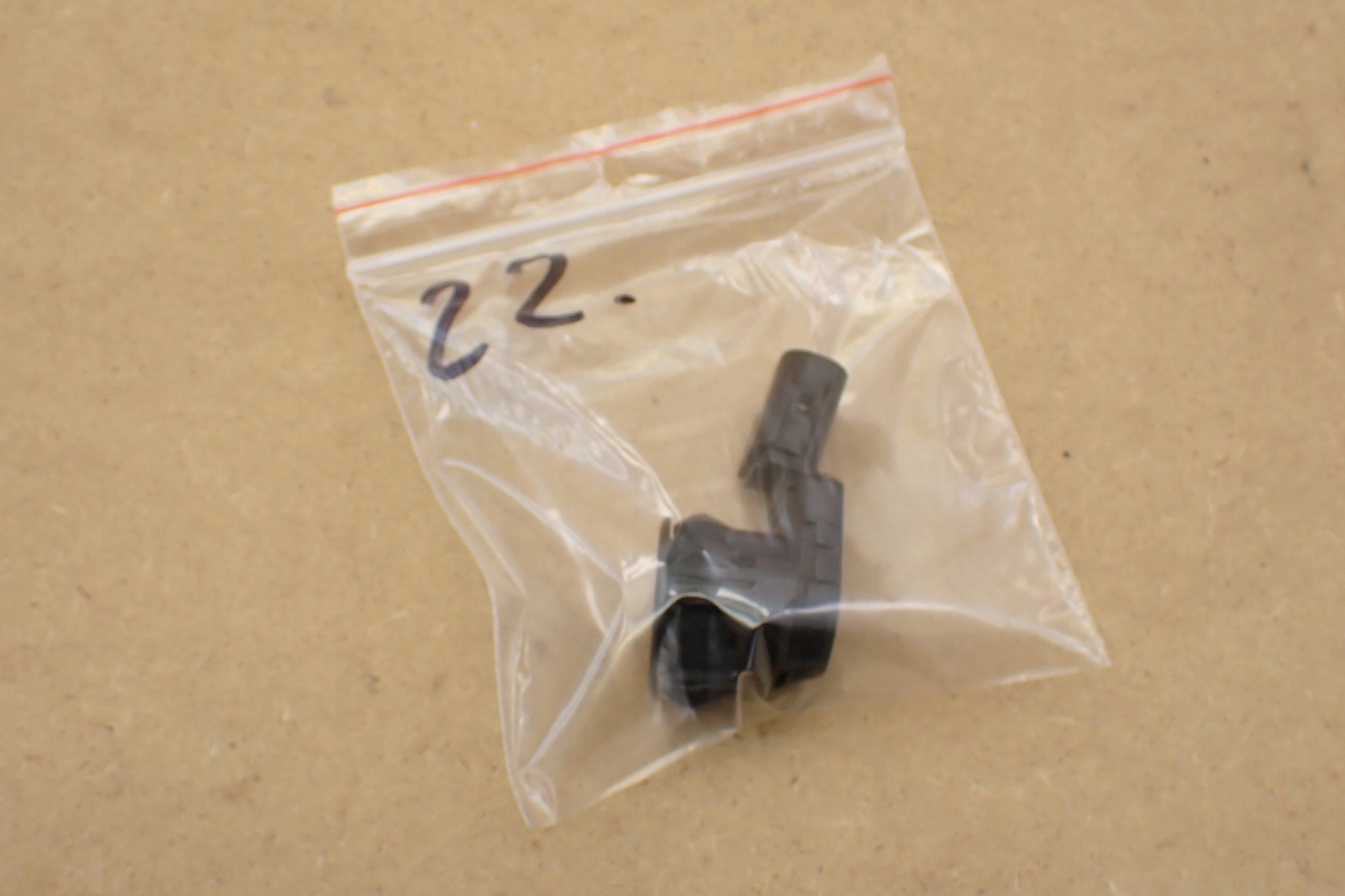 suzuki S-CROSS SX4 22- датчик парковки 61MA038460 oe