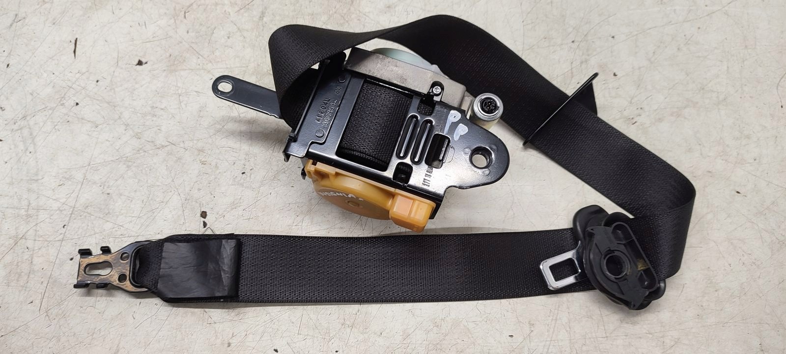 dashboard console airbags tension belts sensor Opel Insignia A