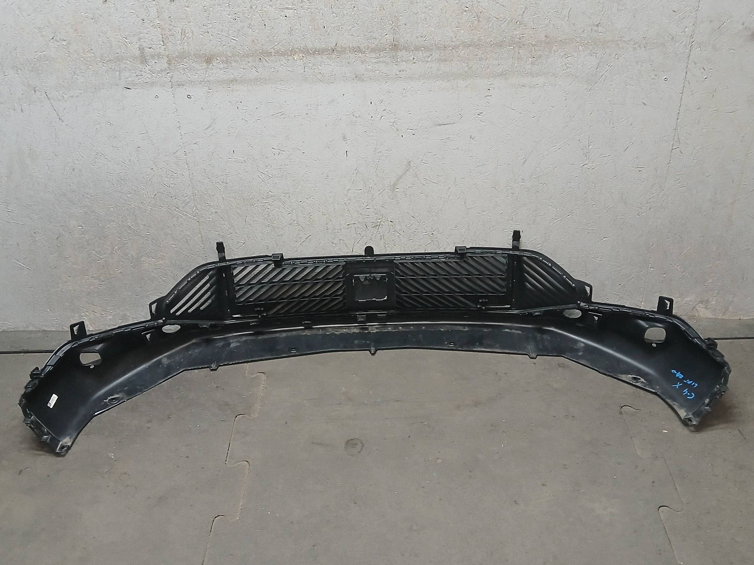 nárazník předek CITROEN C4 X LIFT 24