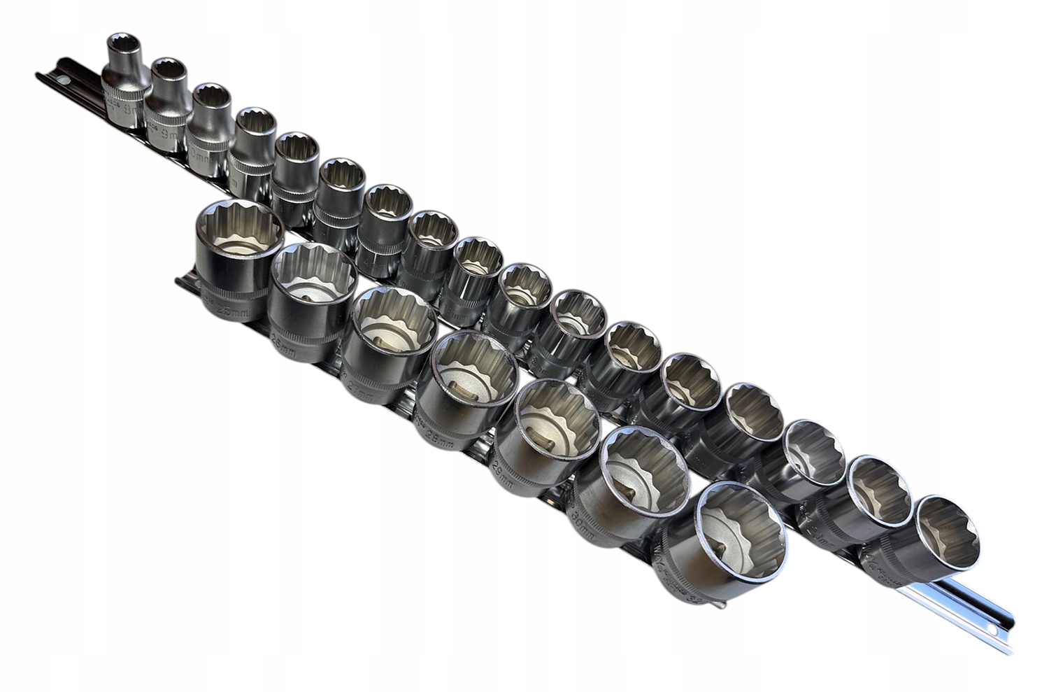 Nasadki Krótkie 12-KĄTNE 8-32 1/2 Jonnesway 24szt Łódź