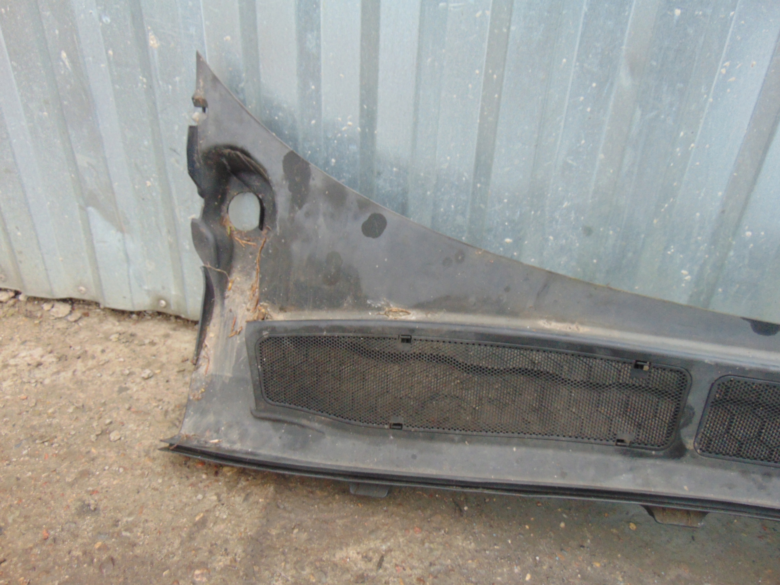 ZAŚLEPKA PODSZYBIA PODSZYBIE S-MAX GALAXY MK3 Numer katalogowy części 6M21-U02216-A