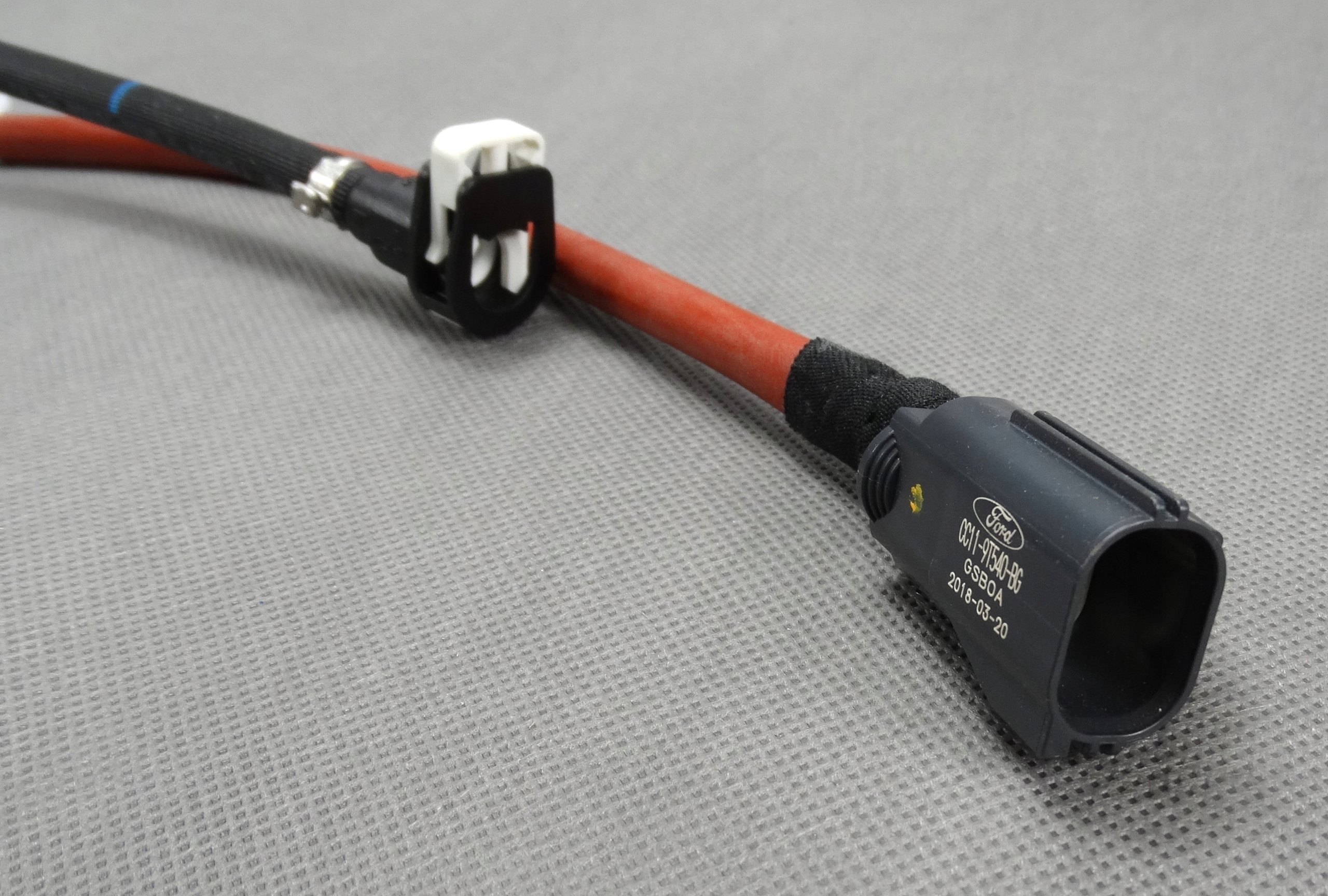 ZAWÓR PARY PALIWA DOPALACZ DPF TRANSIT 2.2 TDCI OE Jakość części (zgodnie z GVO) O - oryginał z logo producenta pojazdu (OE)