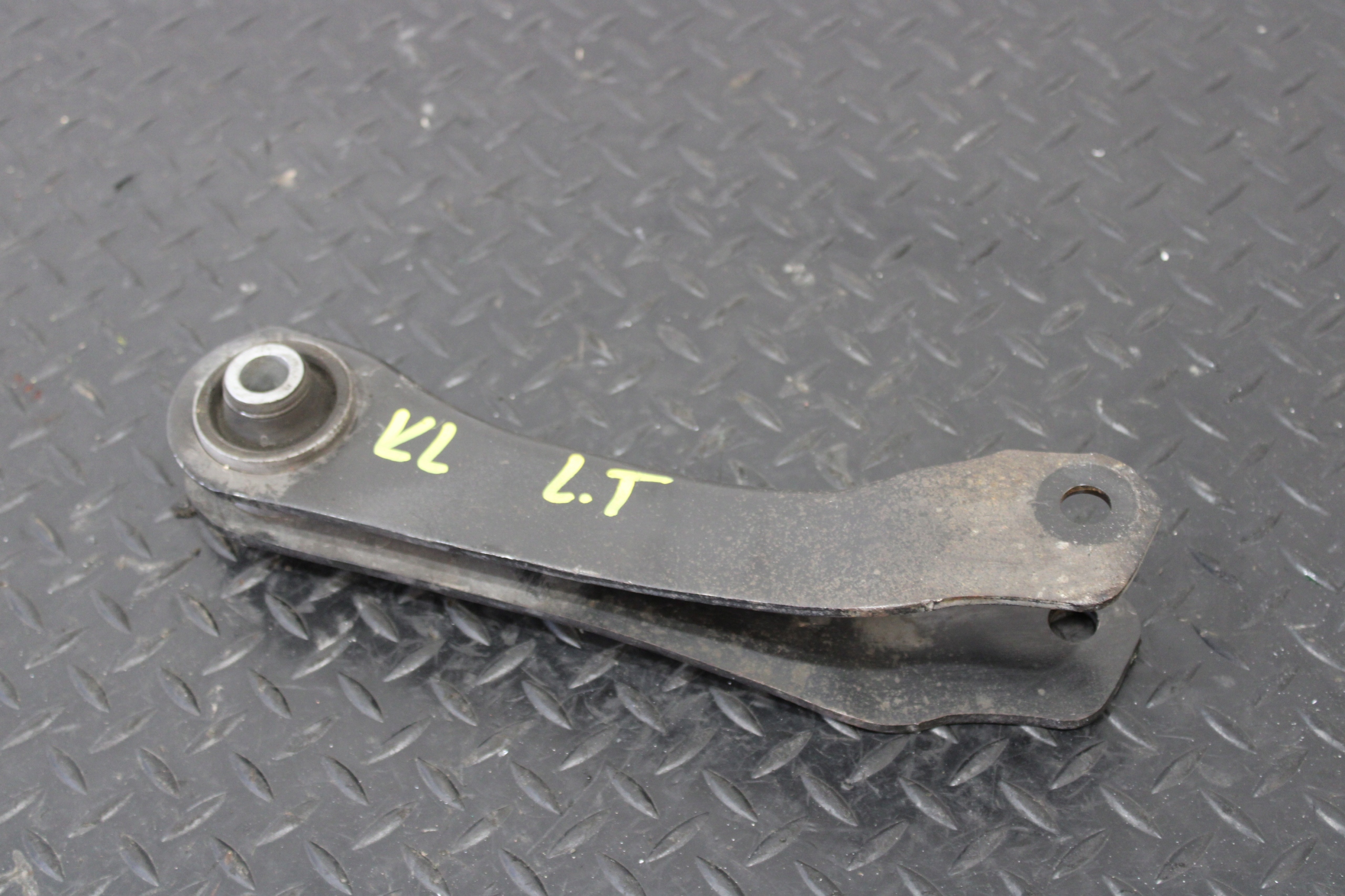 Querlenker links heck JEEP CHEROKEE KL