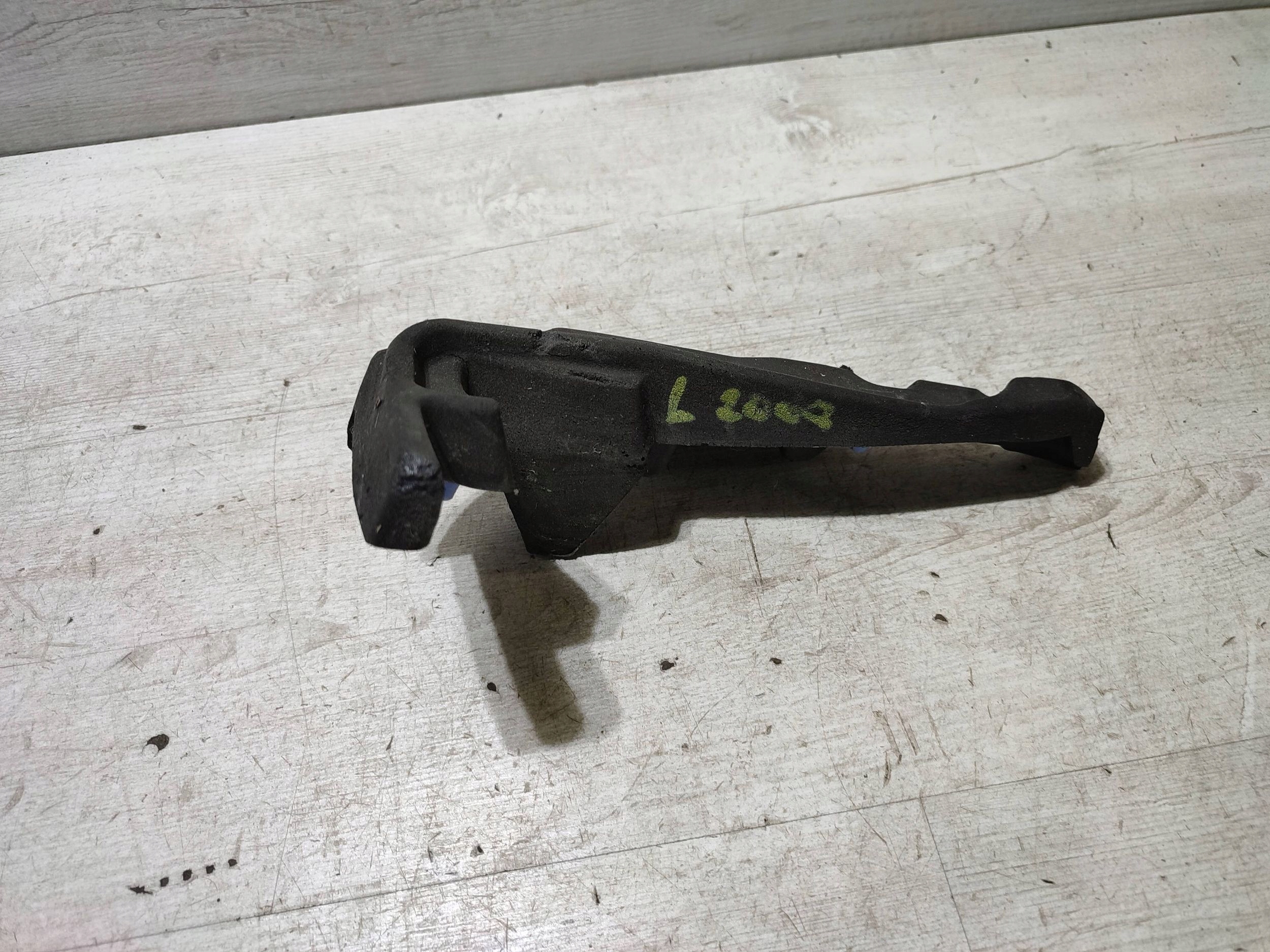 Peugeot 2008 and 2018 left side torpedo left